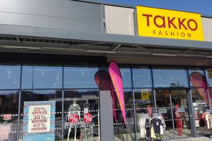Company graphic TAKKO FASHION