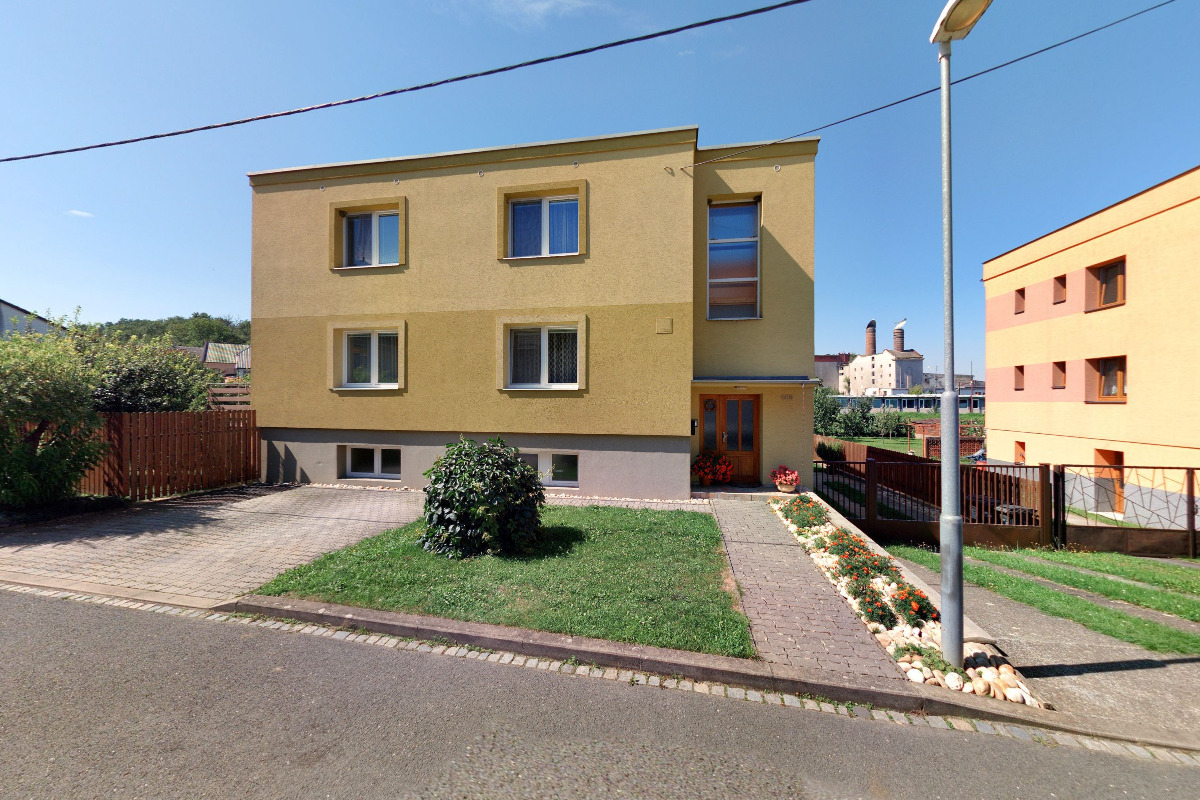 Nastrelovaci-nausnice.eu foto 2