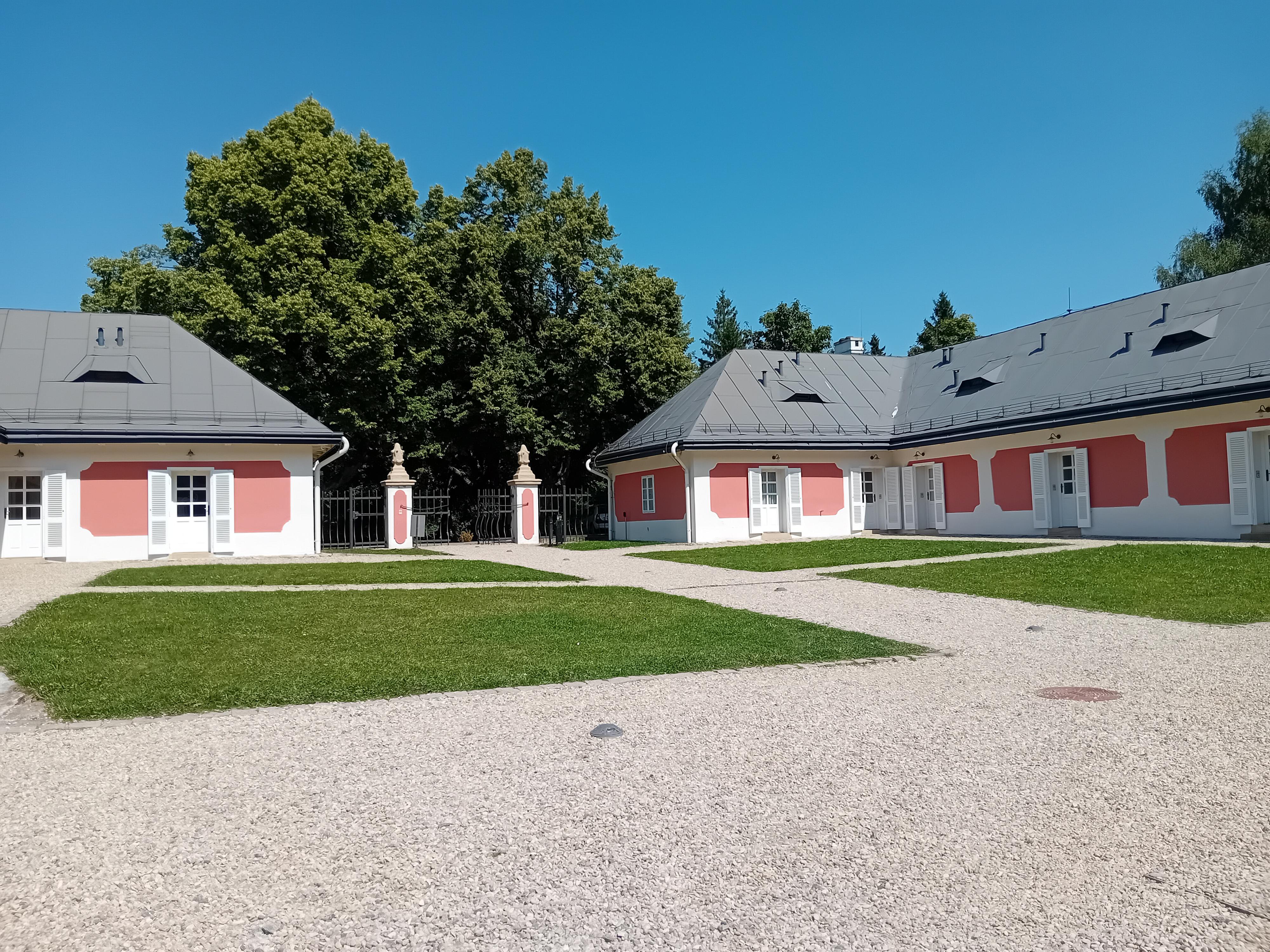 Galerie Zámek Karlštejn foto 2