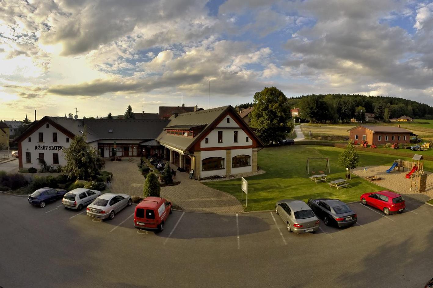 Restaurace Ježkův Statek