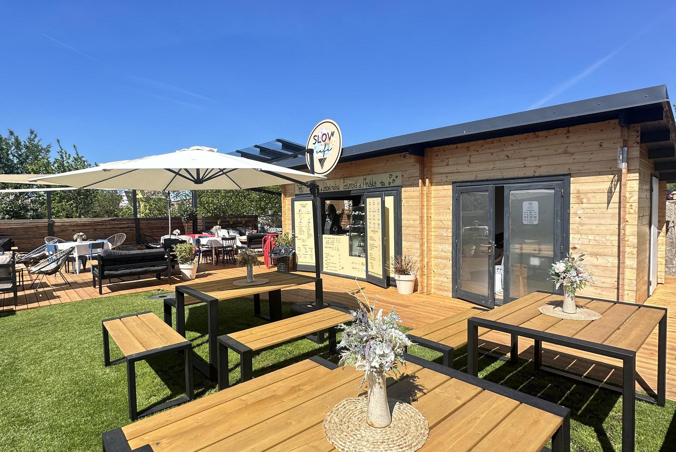 SLOW Café