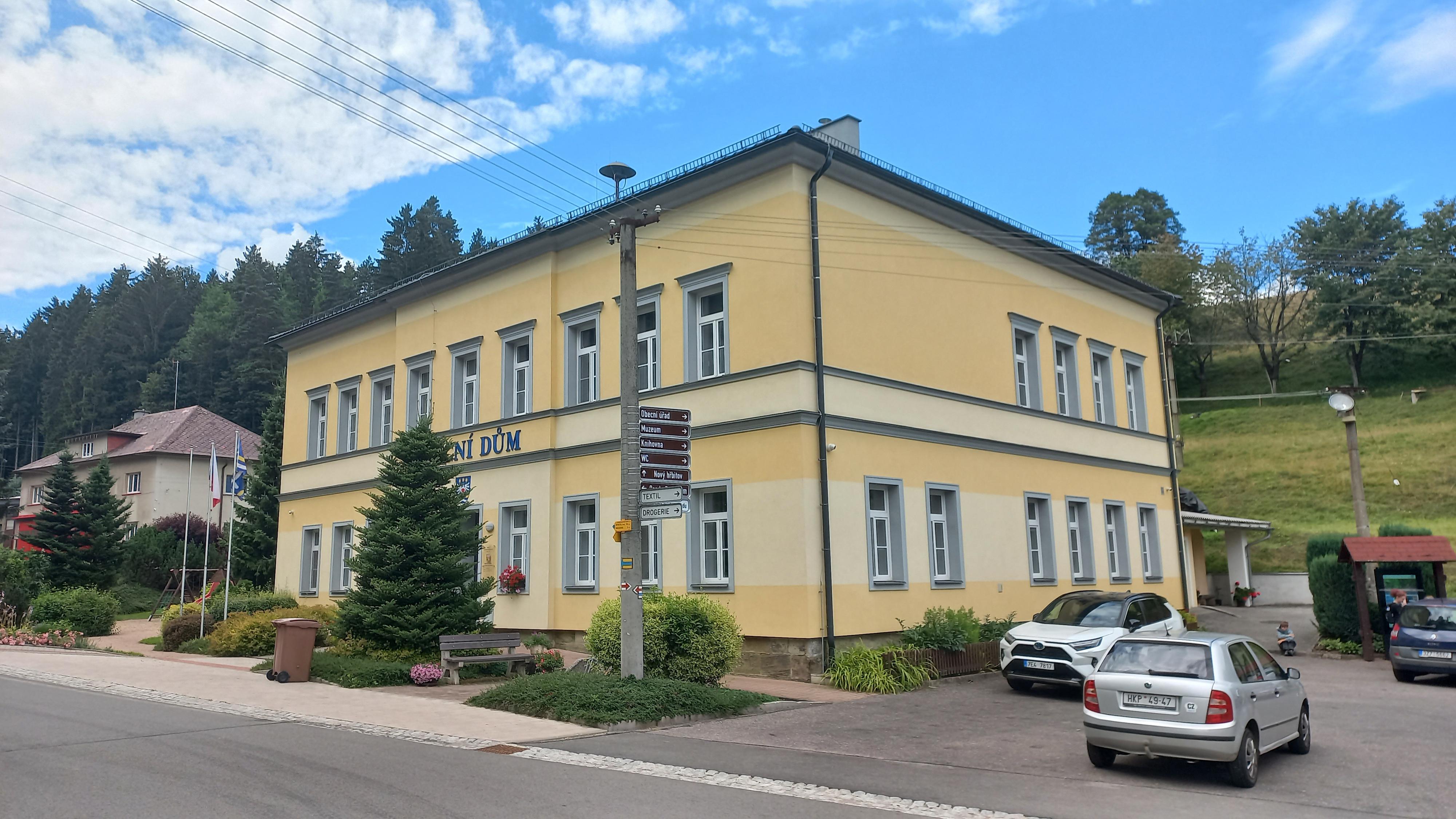 Klášterec nad Orlicí - obecní úřad foto 5