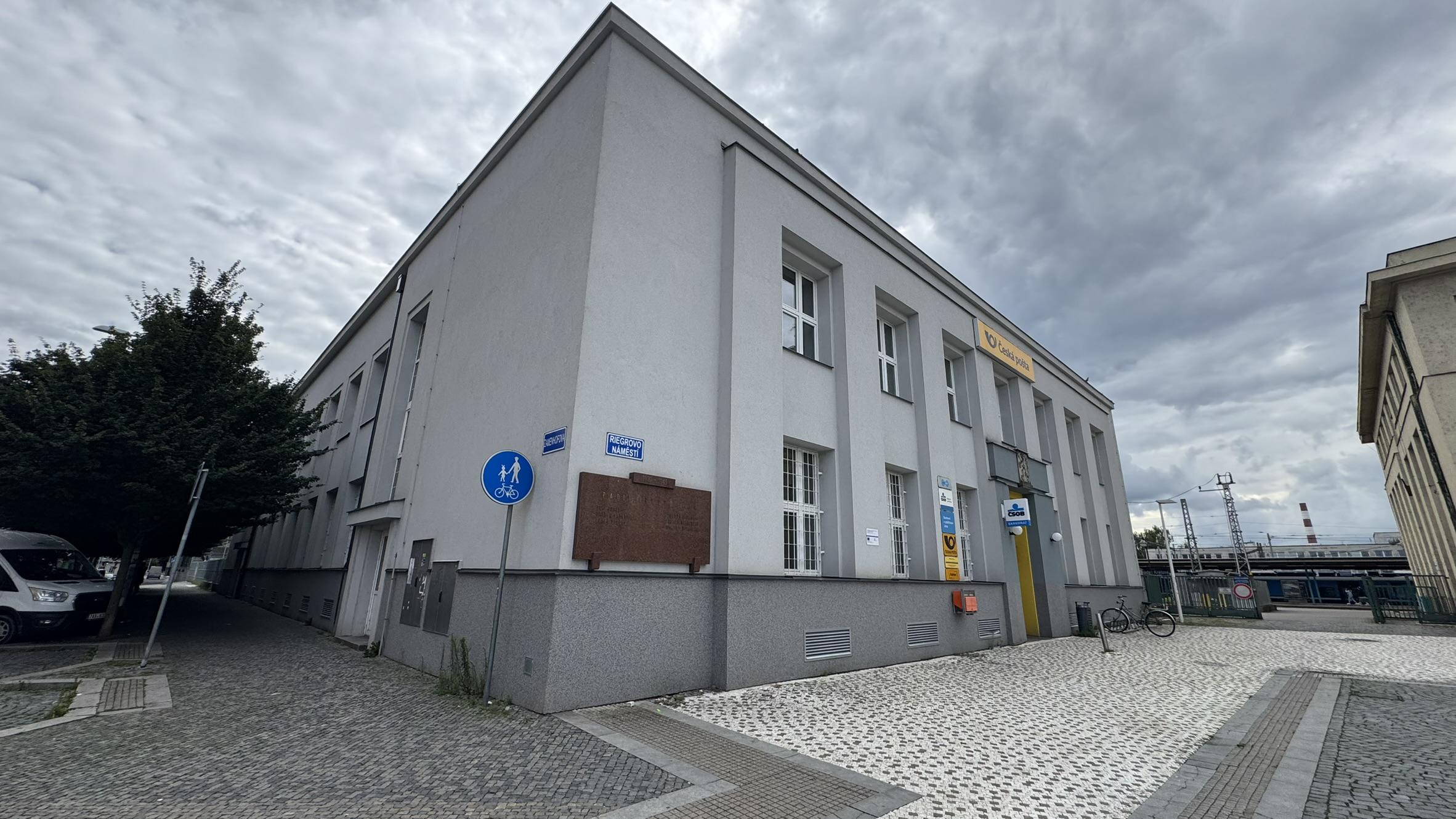 Pošta Hradec Králové 2 foto 3