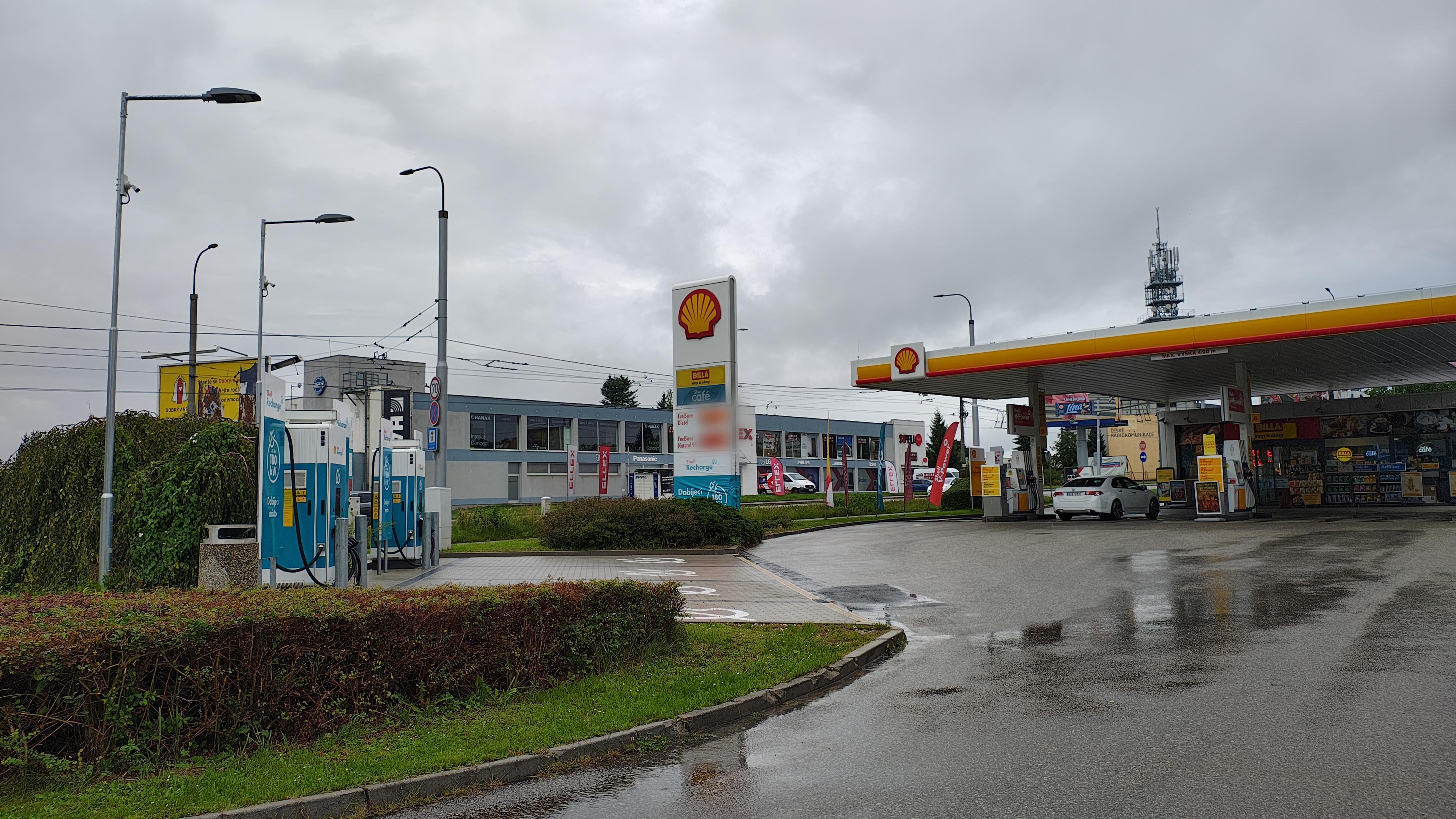 Shell Czech Republic a.s. - dobíjecí stanice