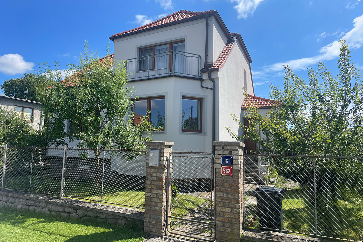 Hana Mošová - kreativní grafické návrhy a videa