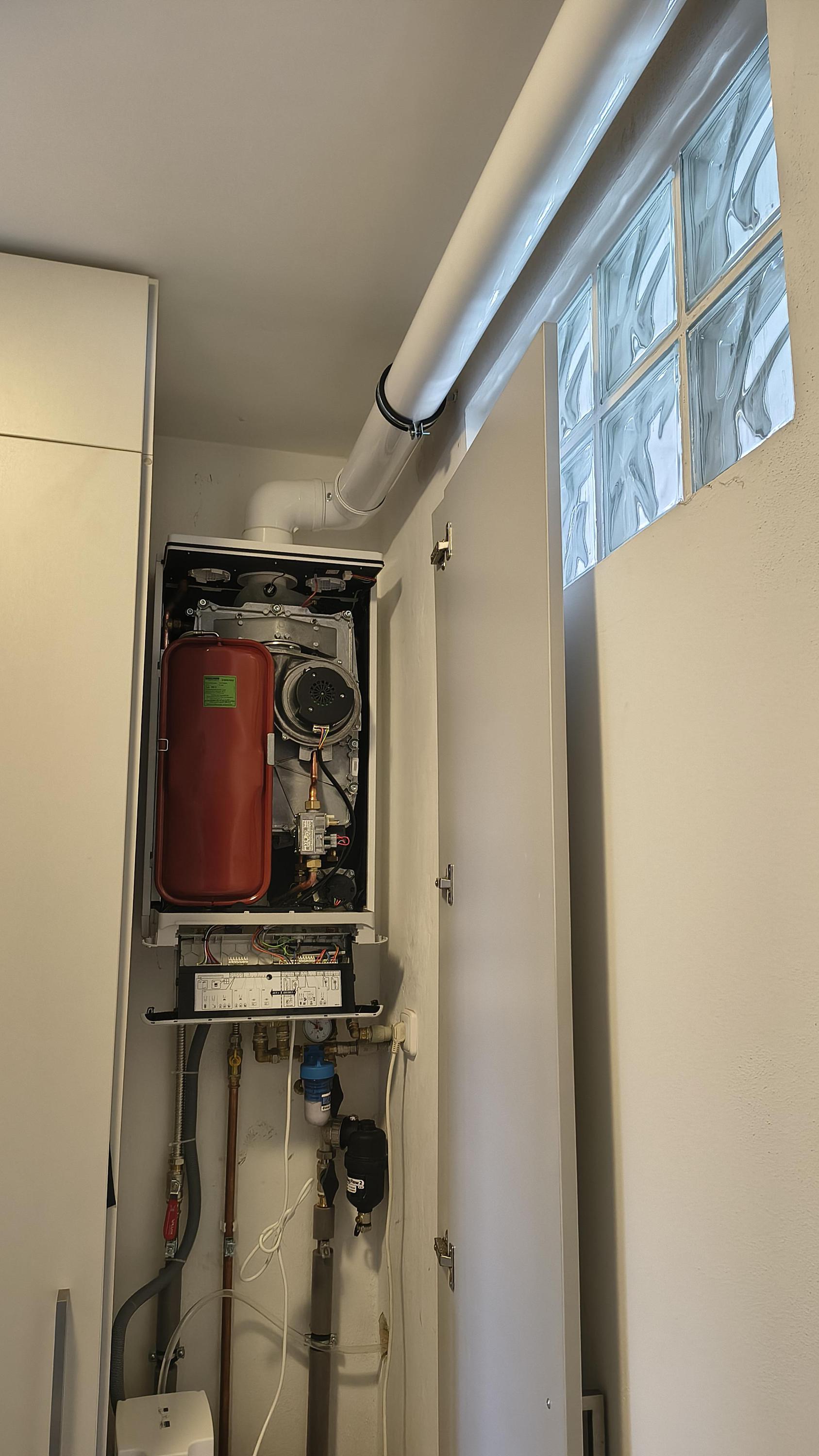 Zbyněk Mráz - Montáž, servis a čištění plynových kotlů a komínů foto 3