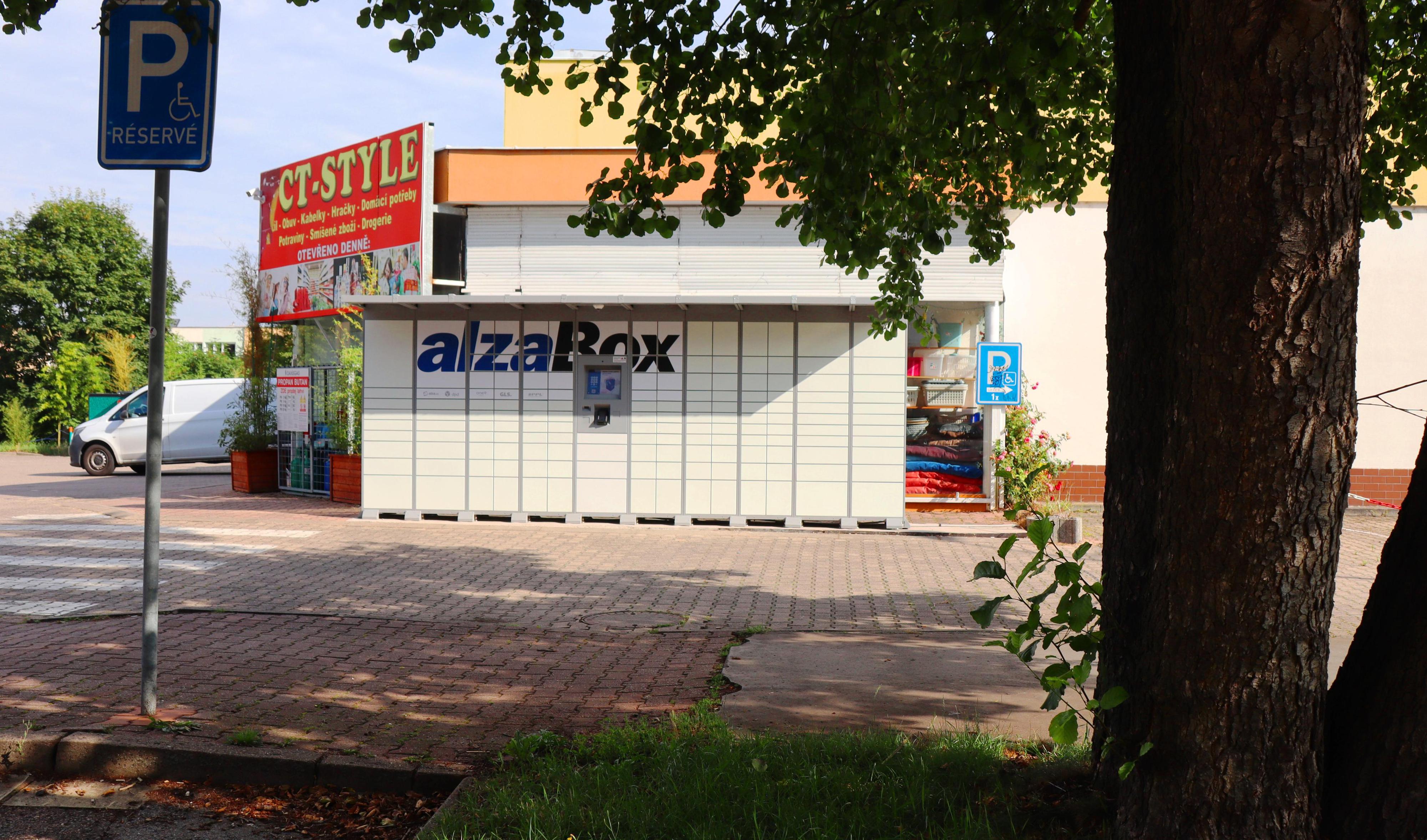 AlzaBox foto 2