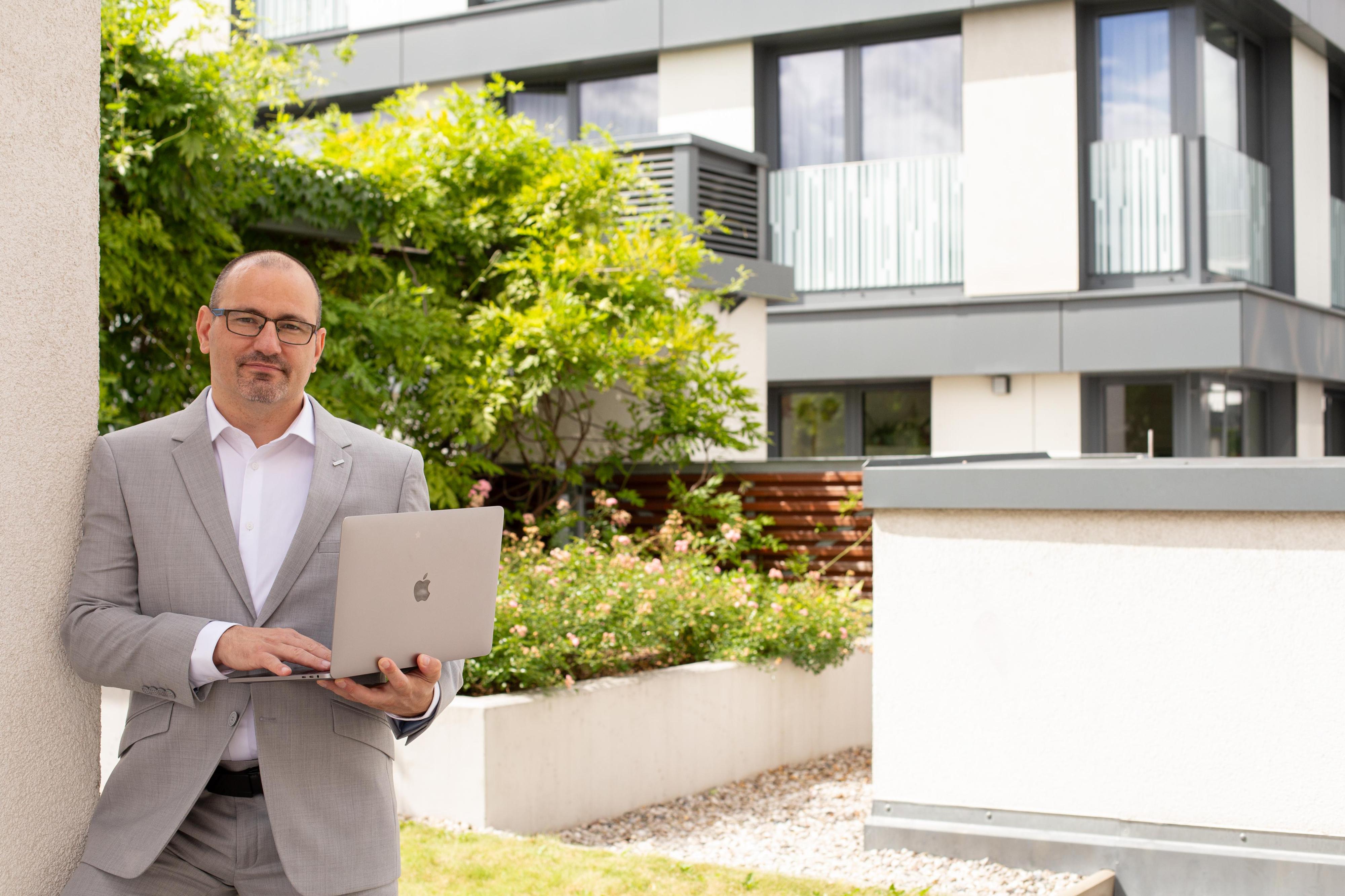 Martin Štorek - MkŠreality - Qara s.r.o foto 6