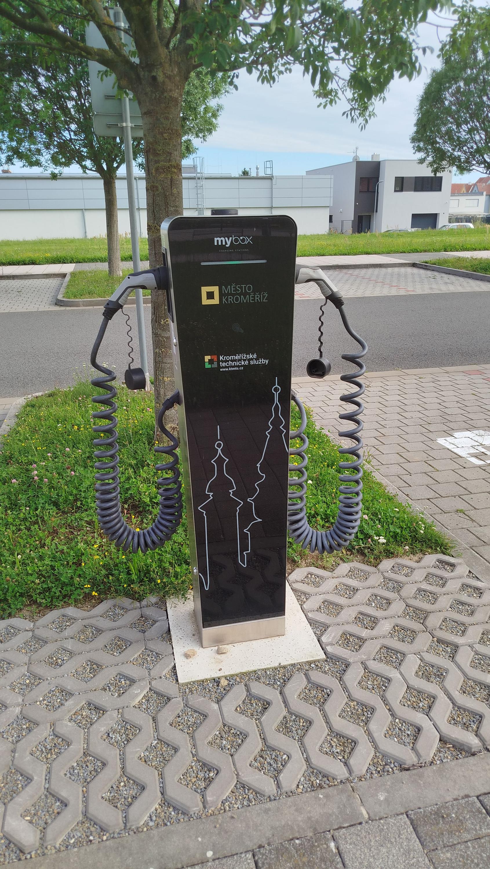 Nabíjecí stanice Hanácké náměstí foto 2