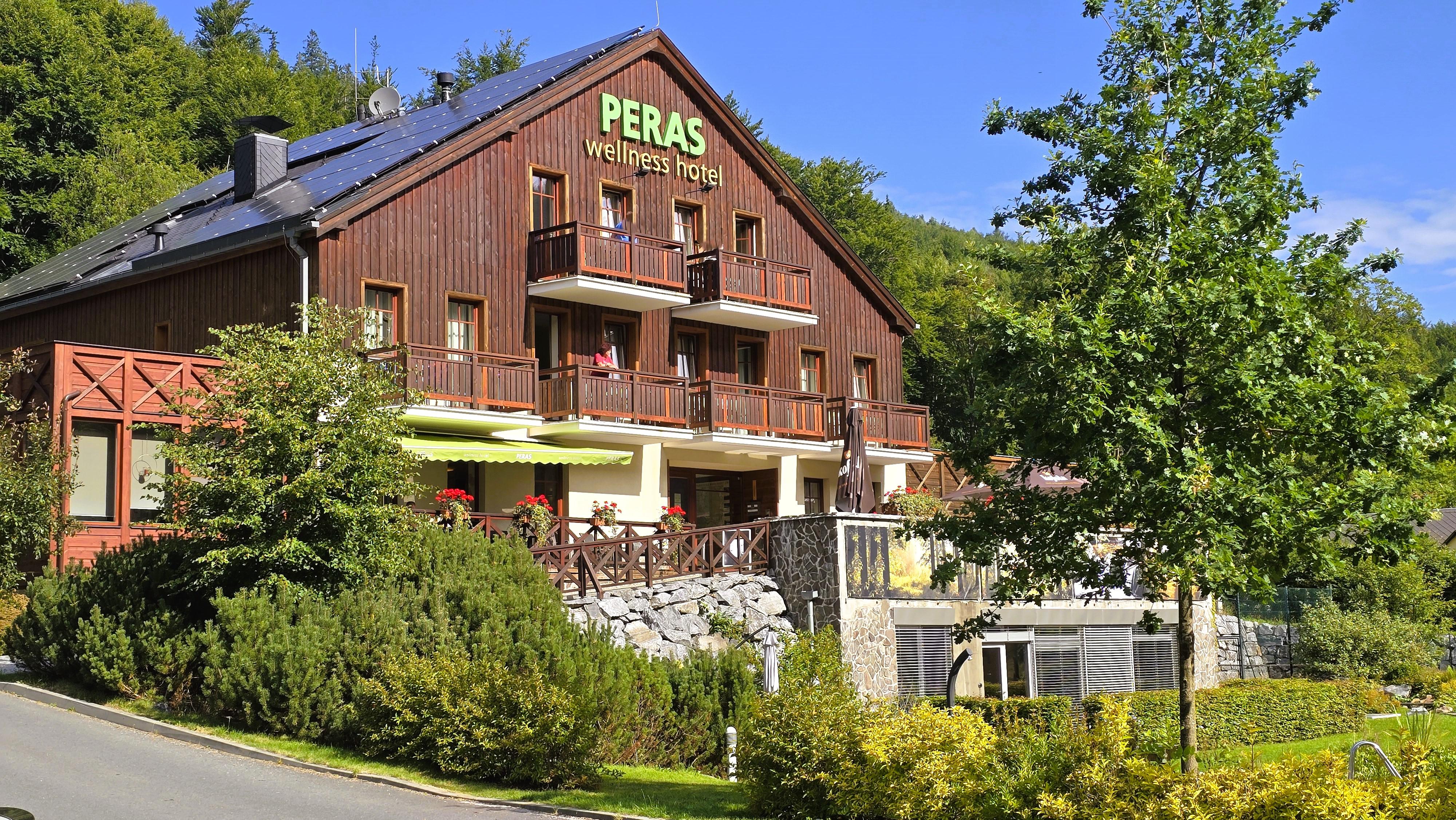Wellness Hotel Peras - restaurace foto 4