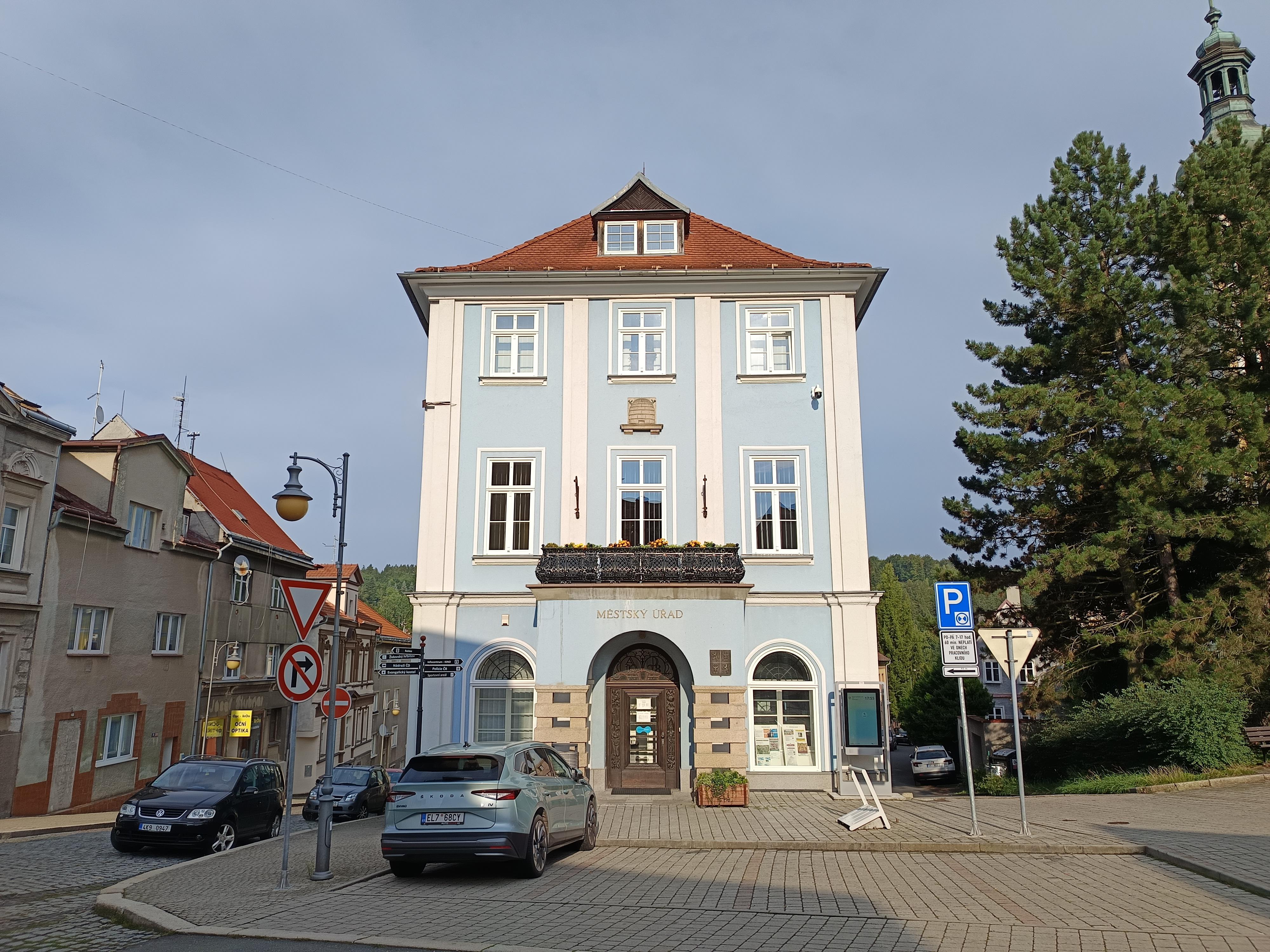 Kynšperk nad Ohří - městský úřad foto 6