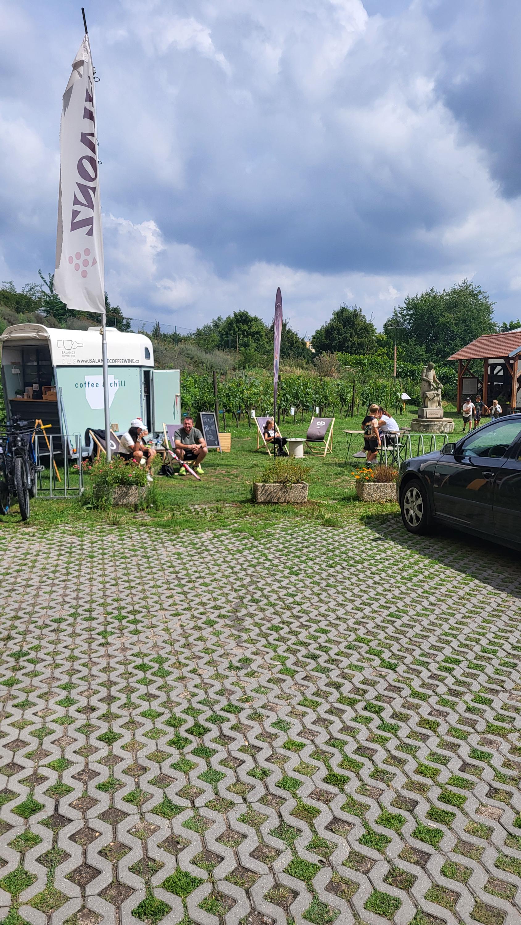 FARMA U TŘÍ DUBŮ foto 5