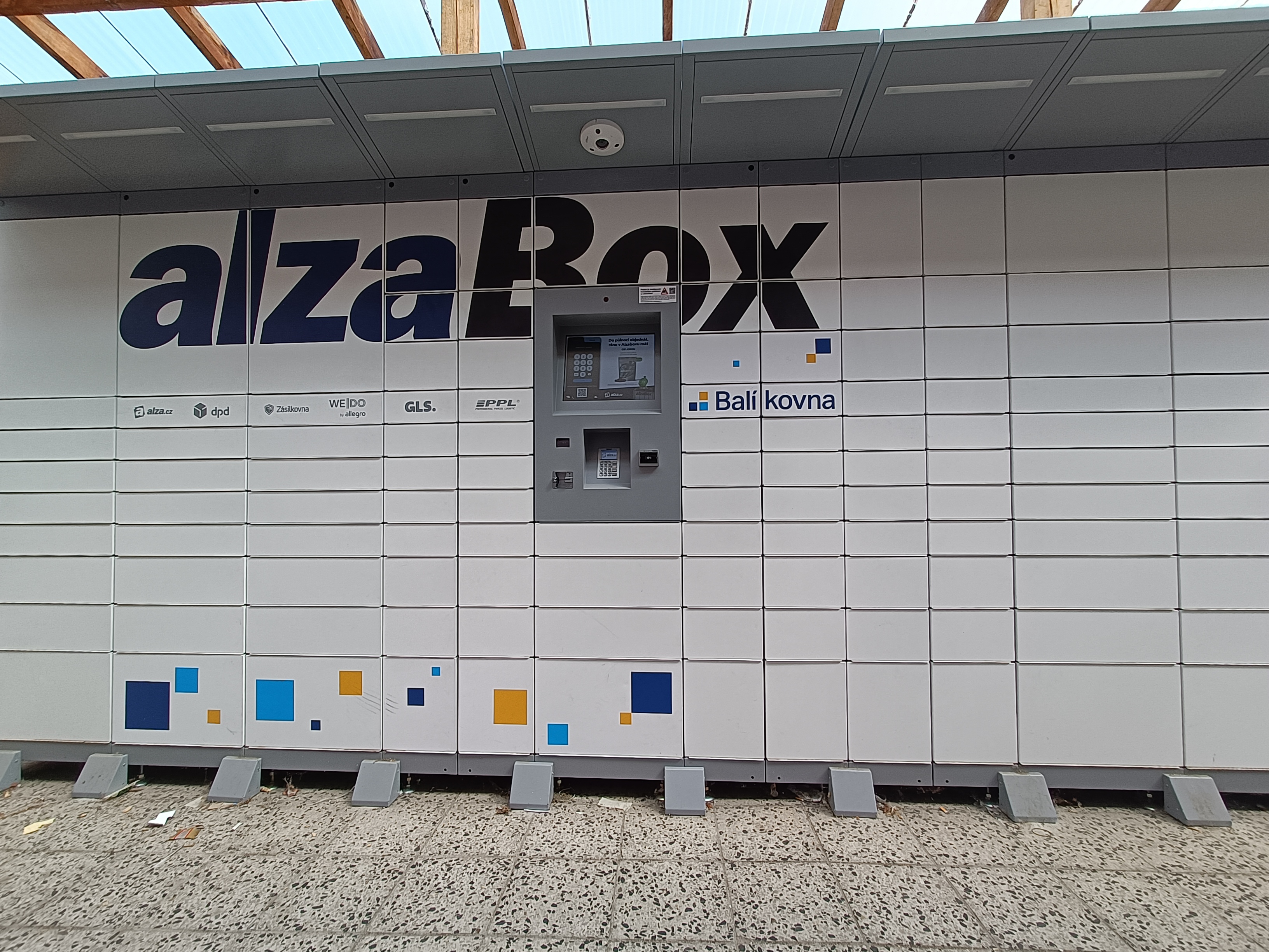 AlzaBox foto 2
