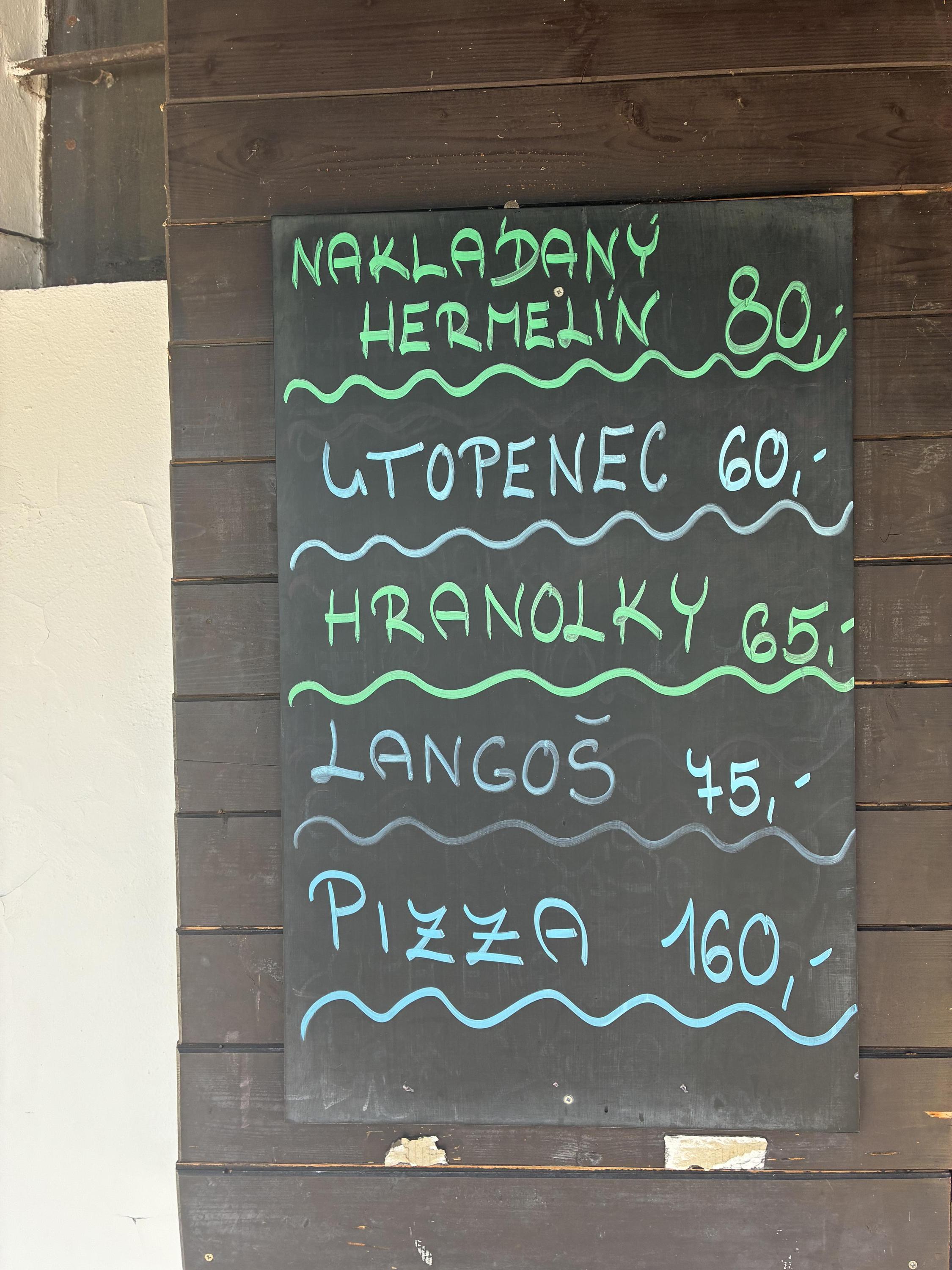 Výcvikové středisko Univerzity Karlovy Dobronice foto 6