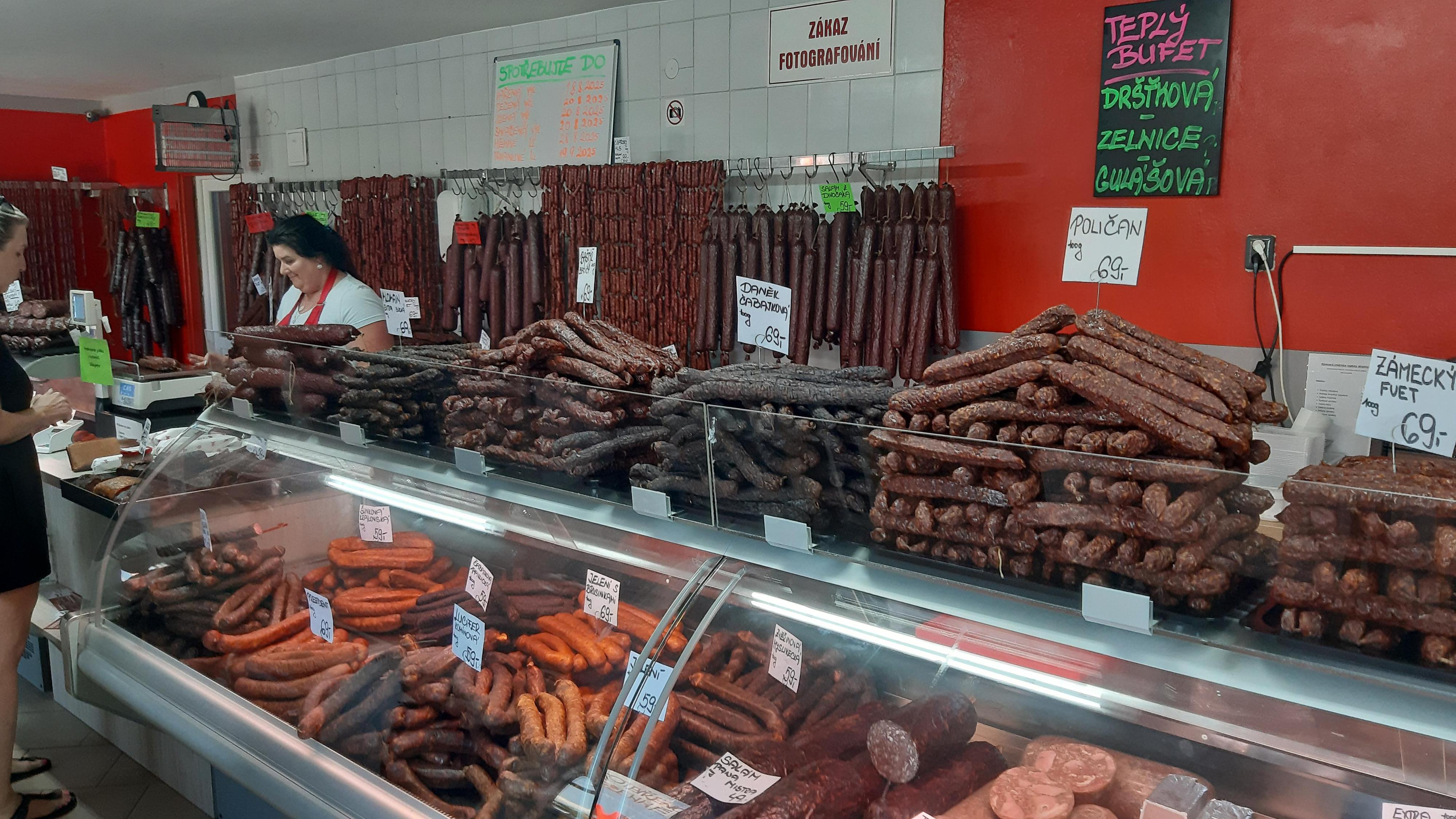 KLOBÁSOVÝ RÁJ Jaromír Novák foto 5