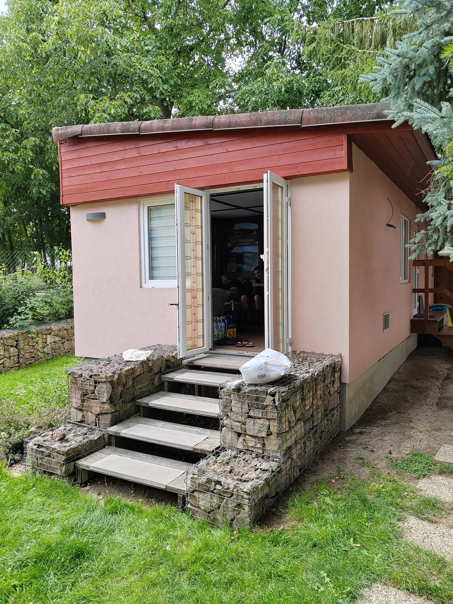 MOBILHAUS Malé Žernoseky foto 2