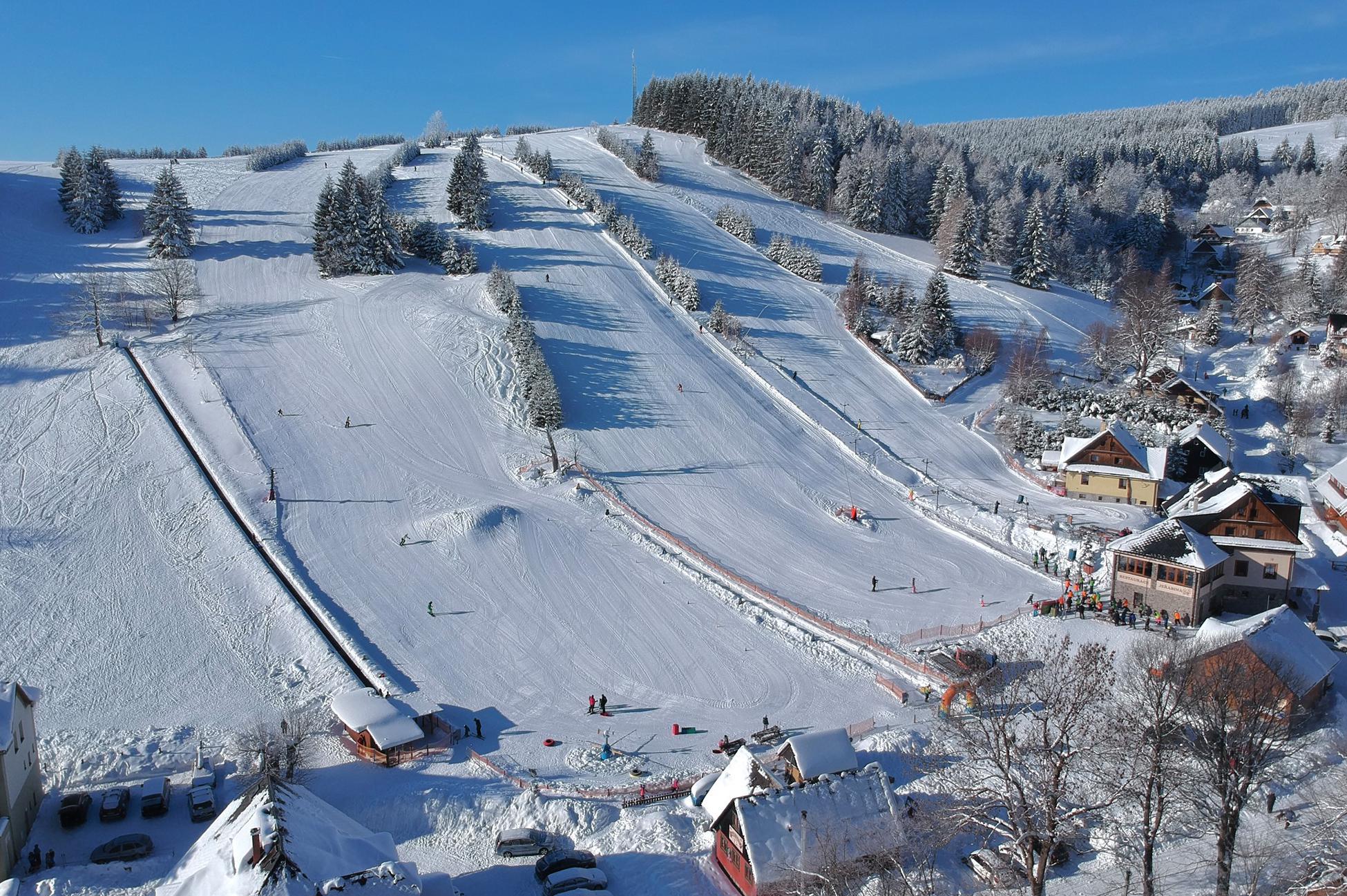 JONAS PARK Ostružná