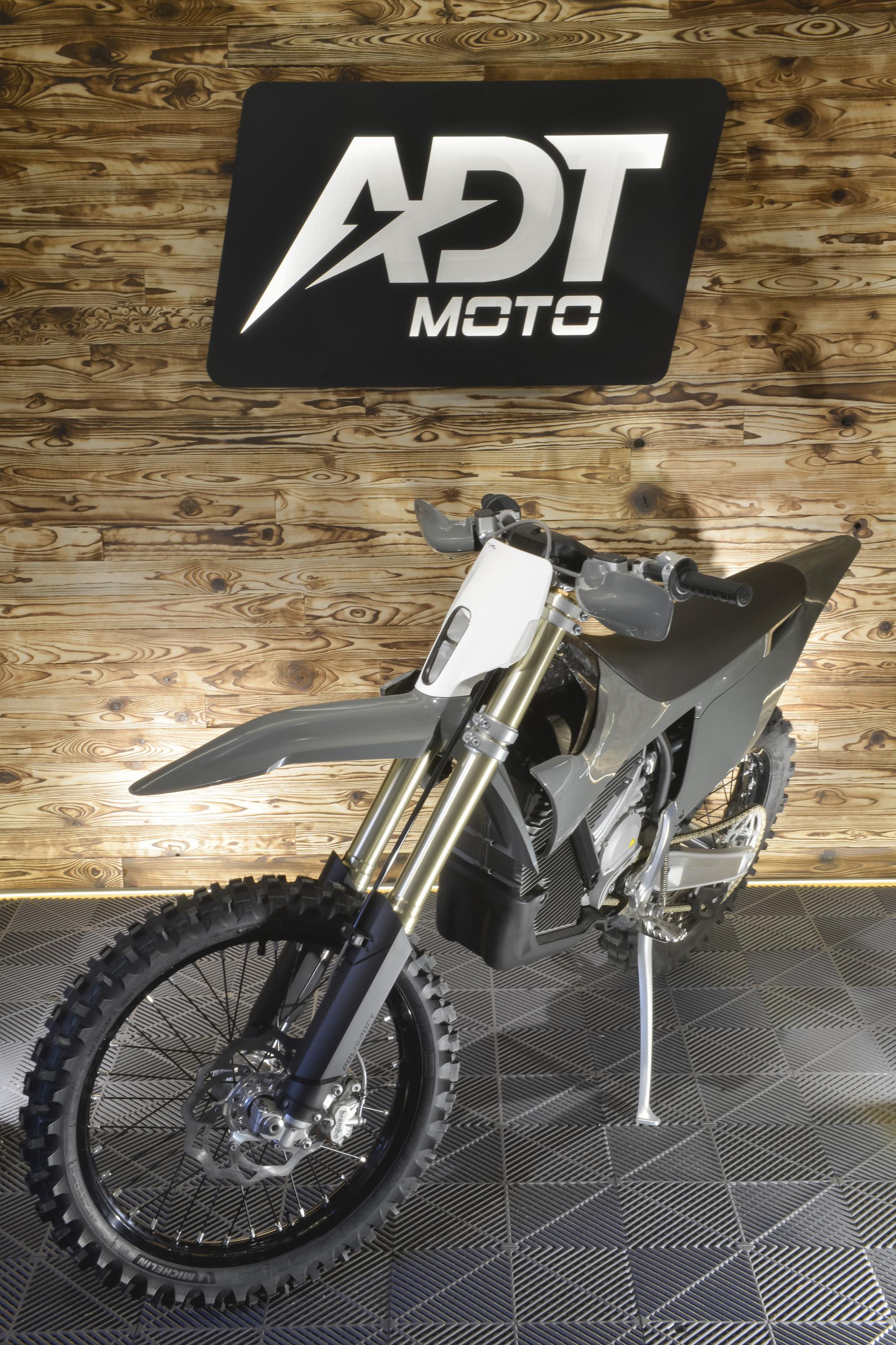 ADT Moto foto 4