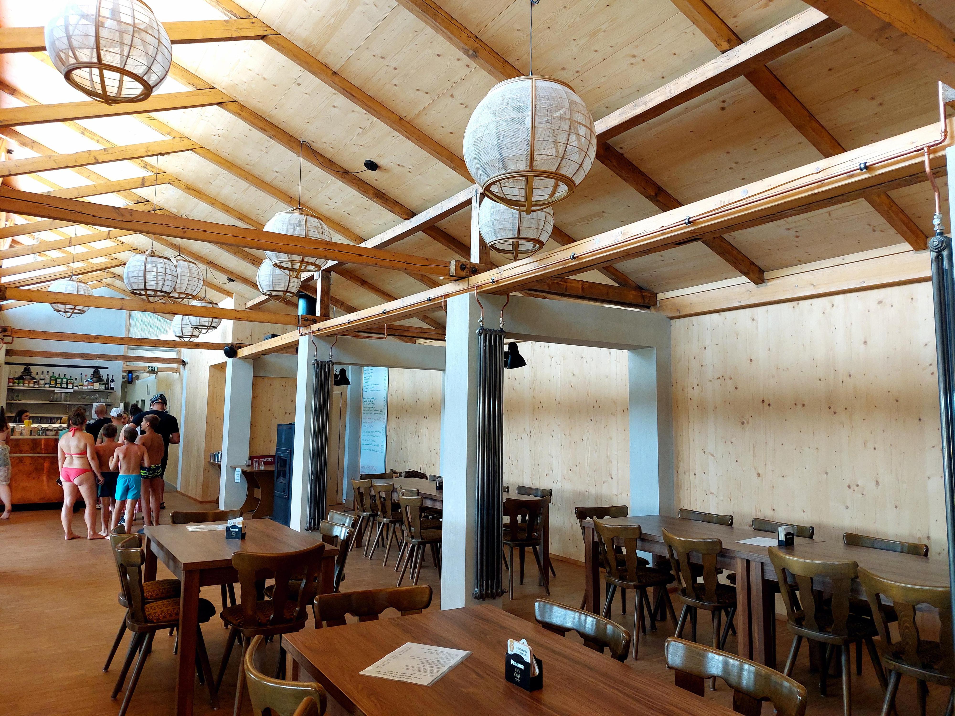 Vodnická restaurace foto 5