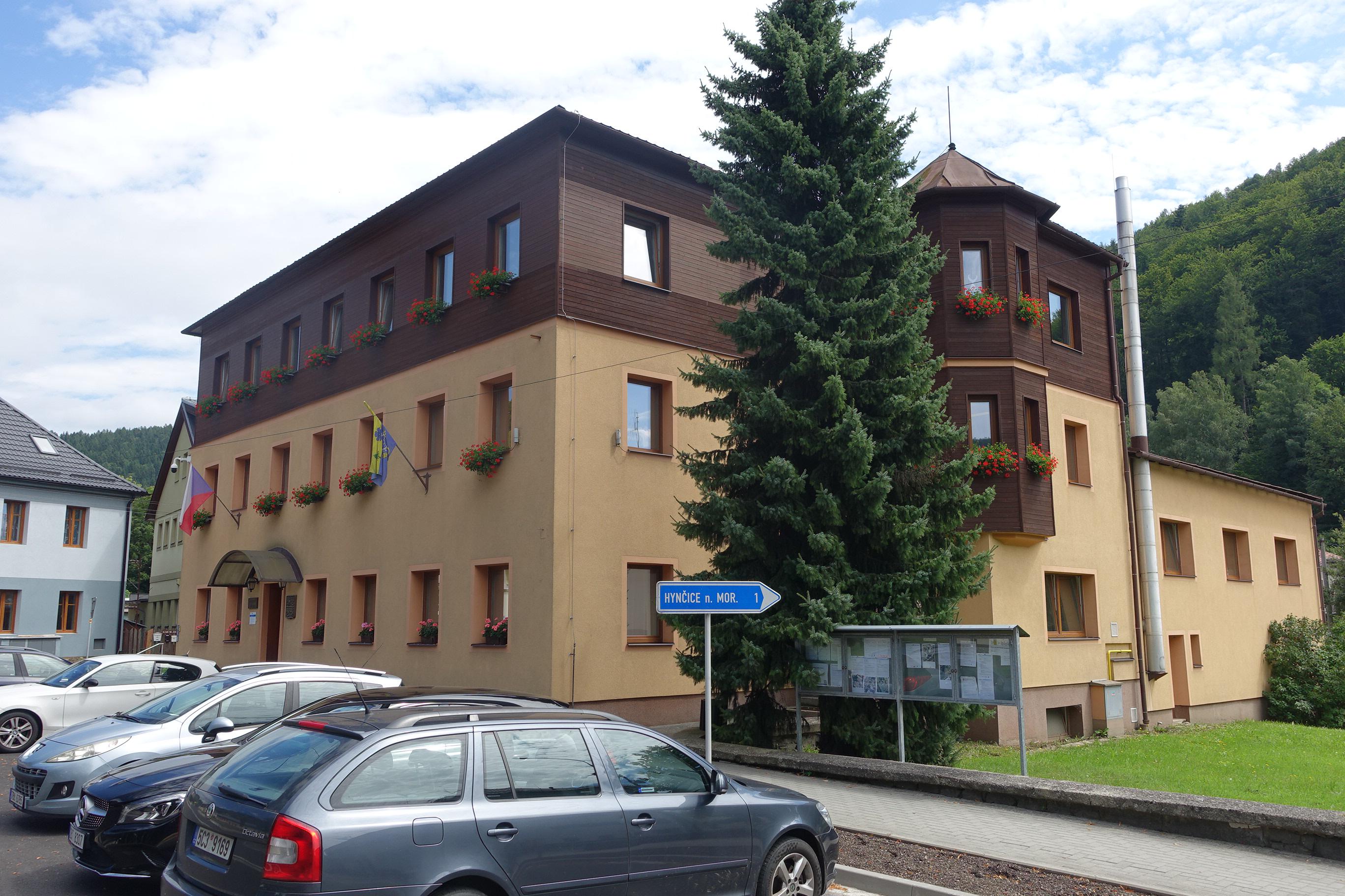 Hanušovice - městský úřad foto 3