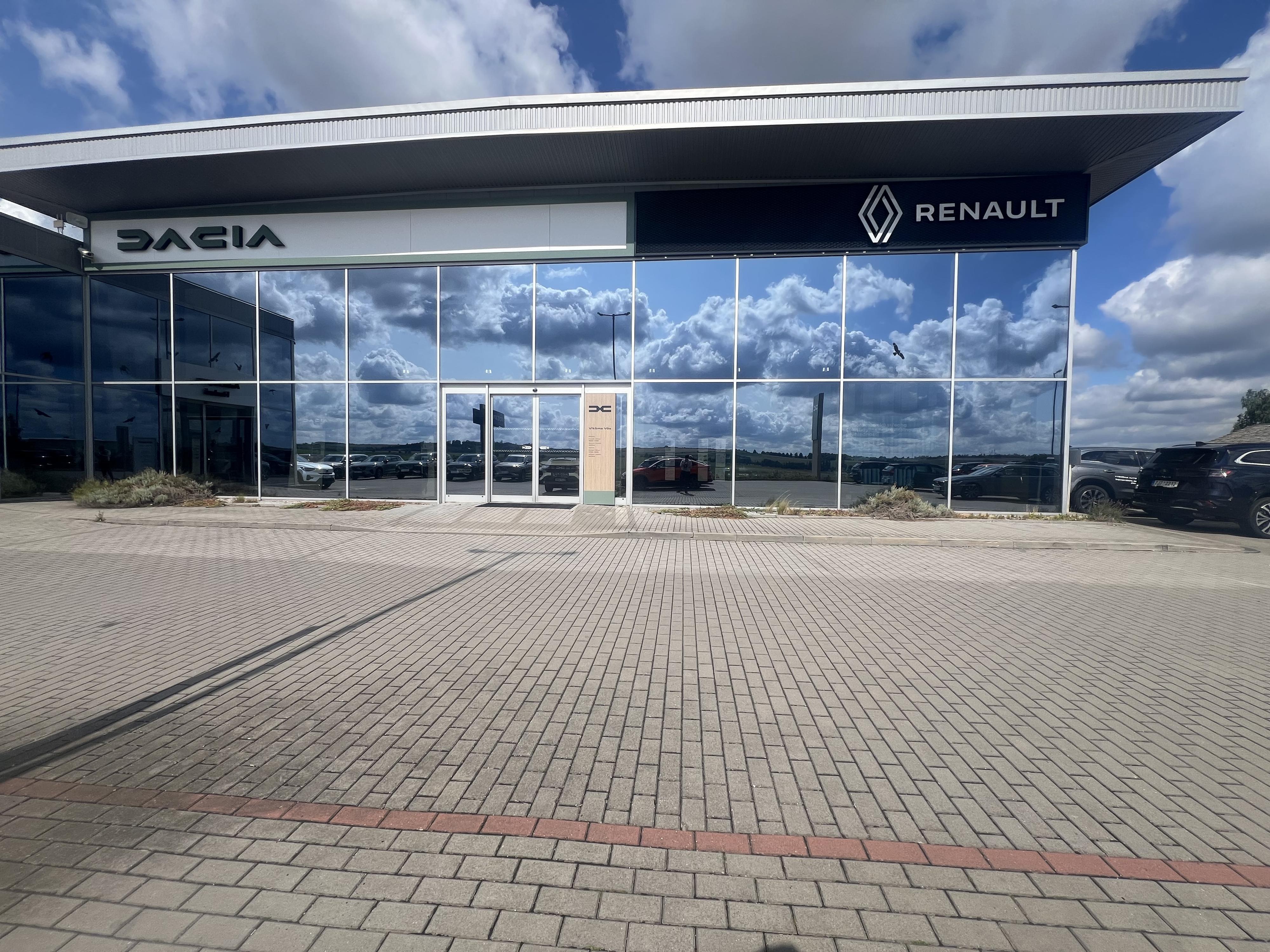 VYSOČINA AUTO GROUP | RENAULT foto 5