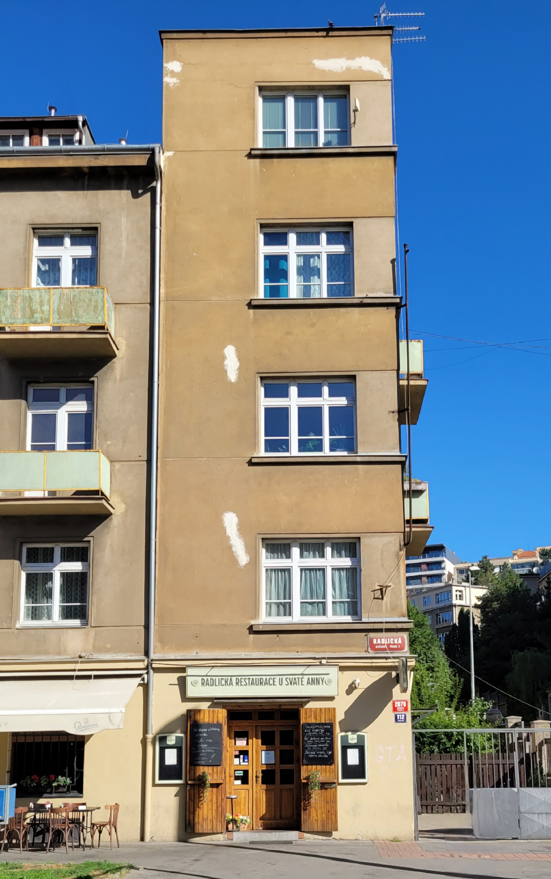 Radlická restaurace U Svaté Anny foto 2