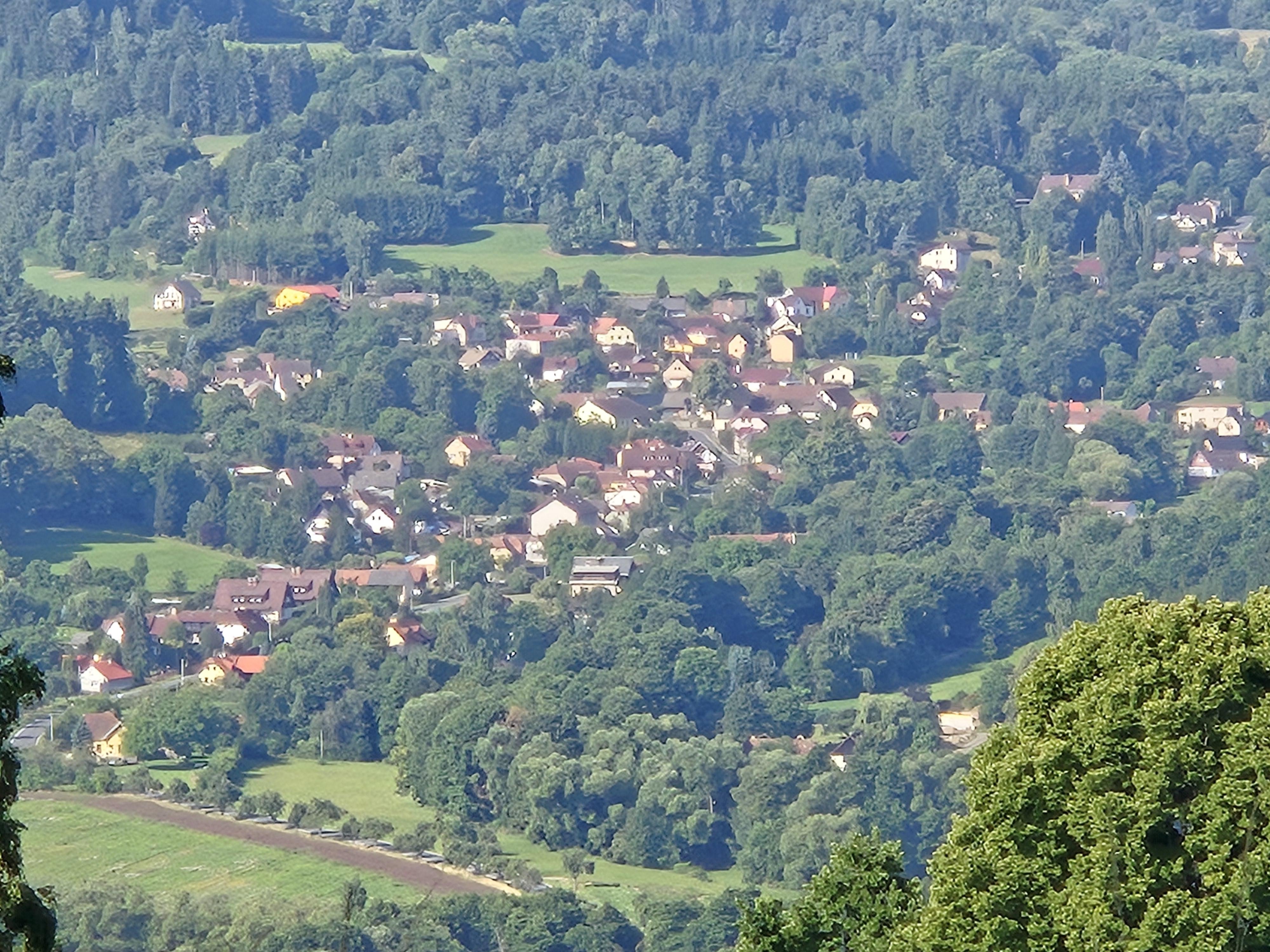 Nezdice na Šumavě - obecní úřad foto 2