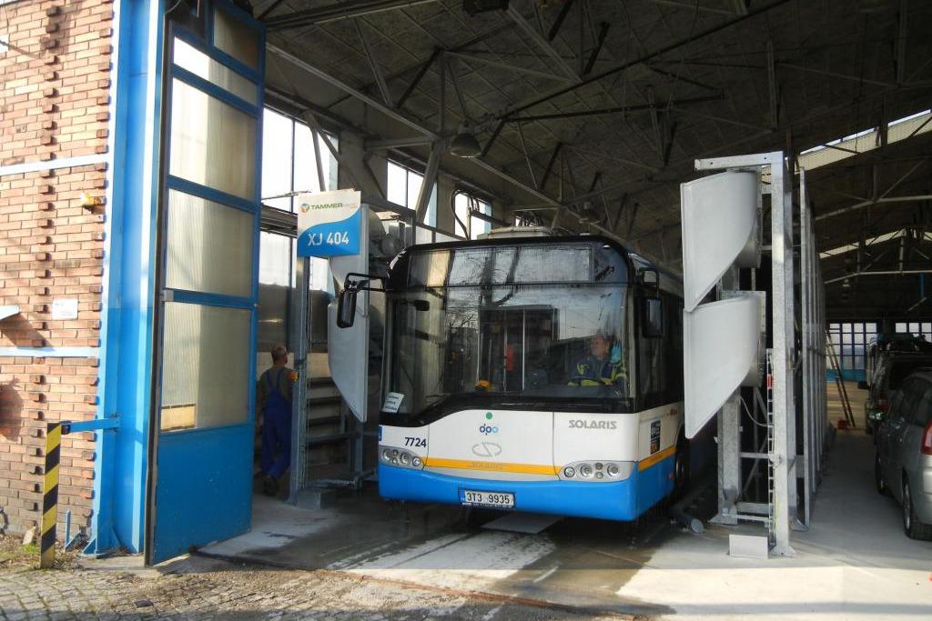 Myčka trolejbusů a autobusů Tammermatic XJ 404-TR