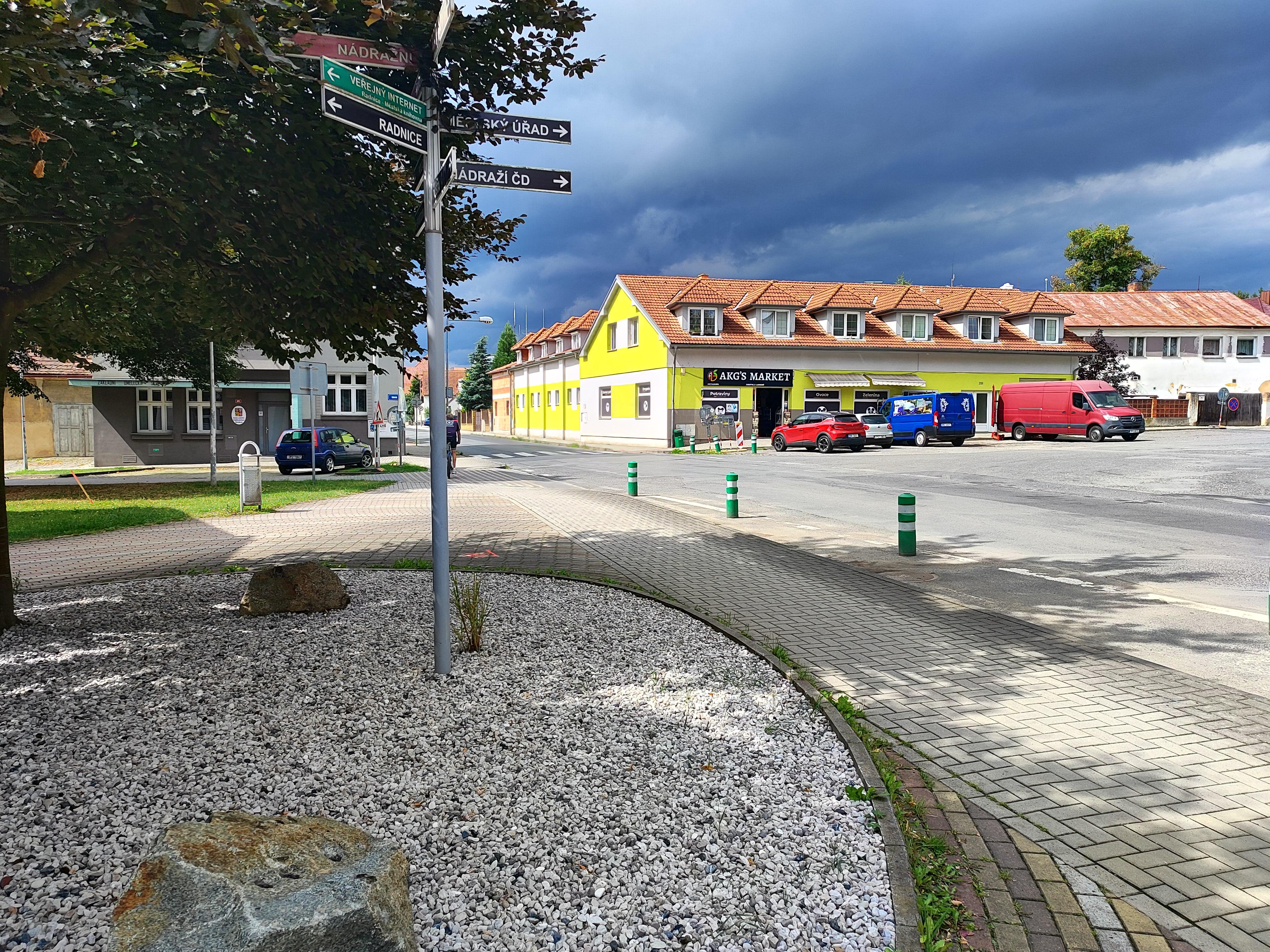 Smíšené zboží Nádražní foto 1