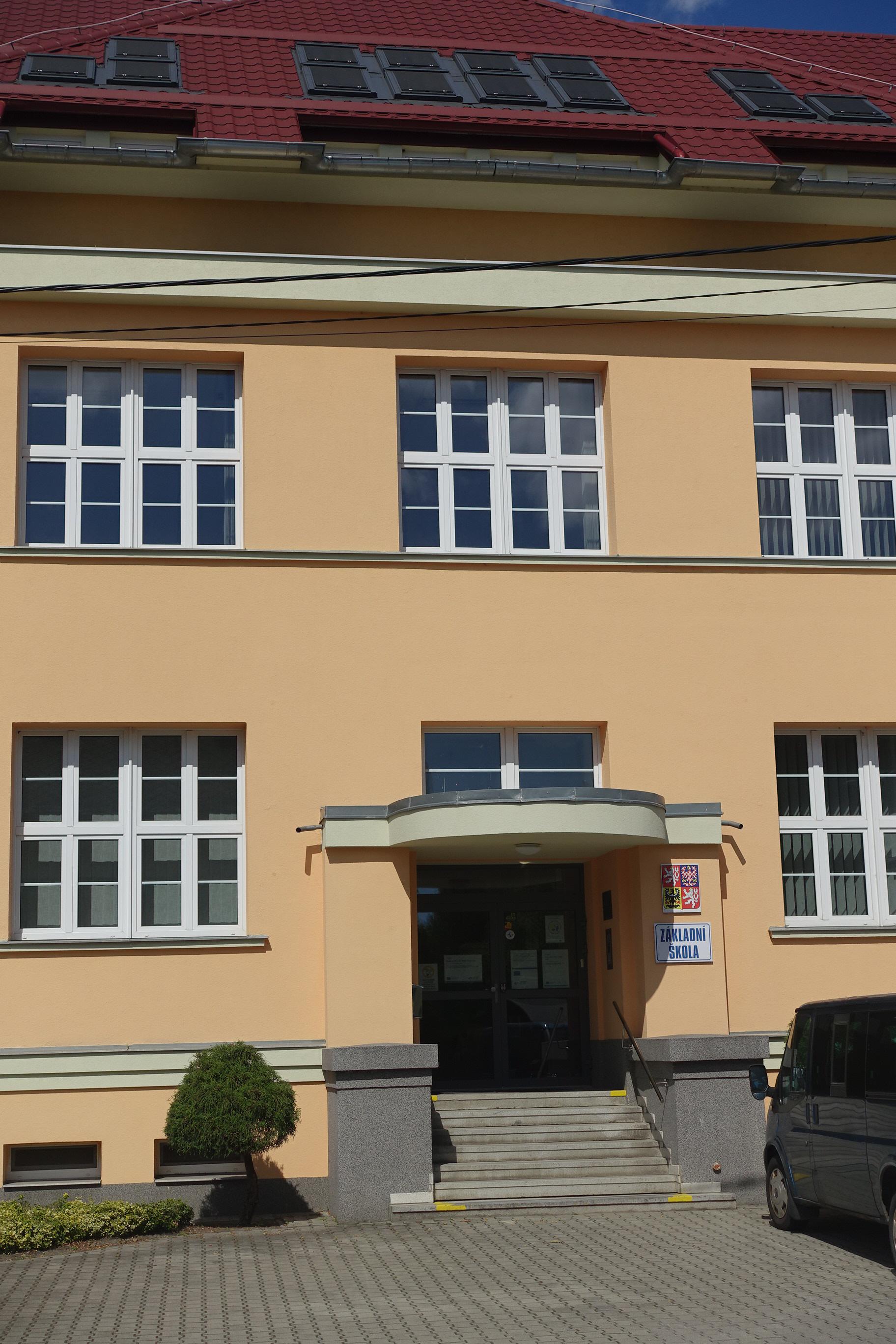 ZŠ Dolní Benešov foto 3