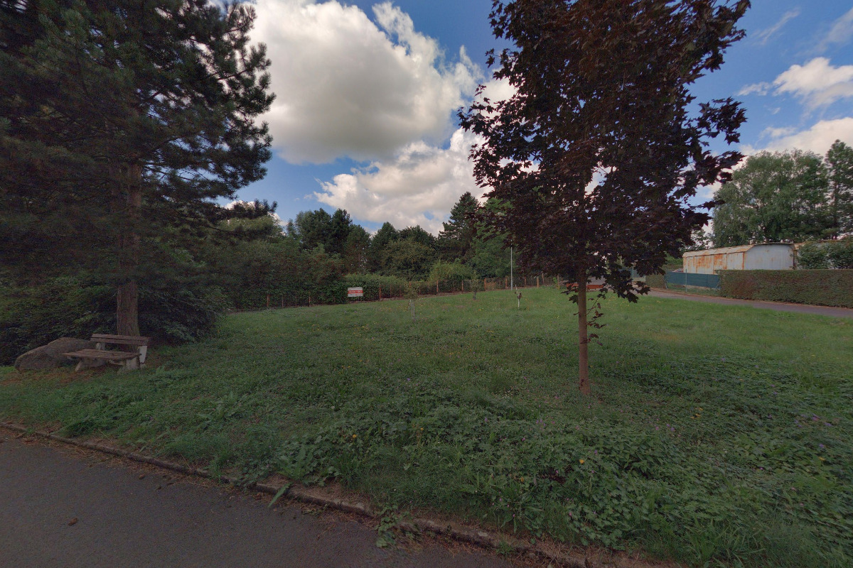 Nabíjecí zásuvka pro elektrokola