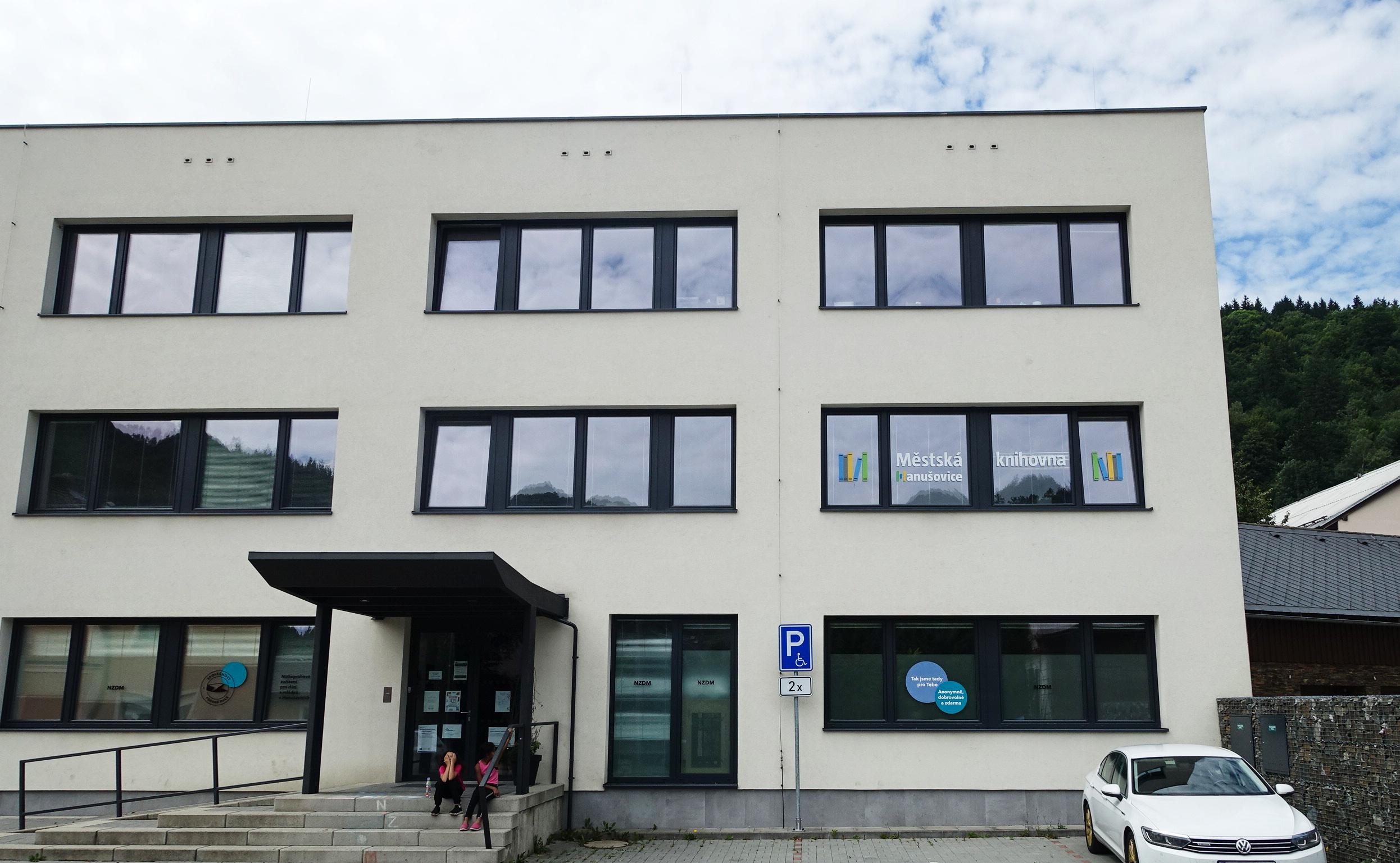Městská knihovna Hanušovice foto 2