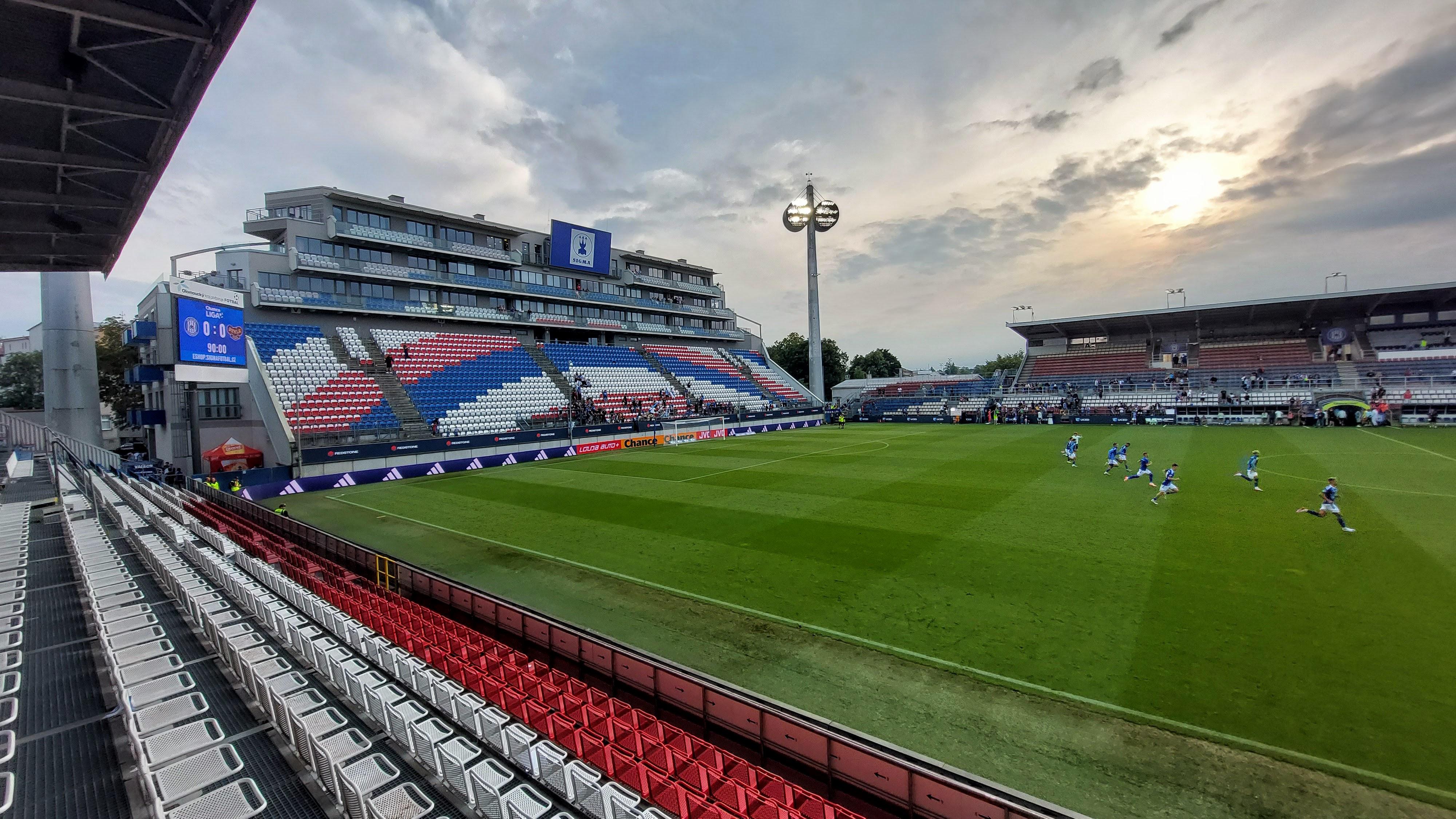 Andrův stadión foto 3