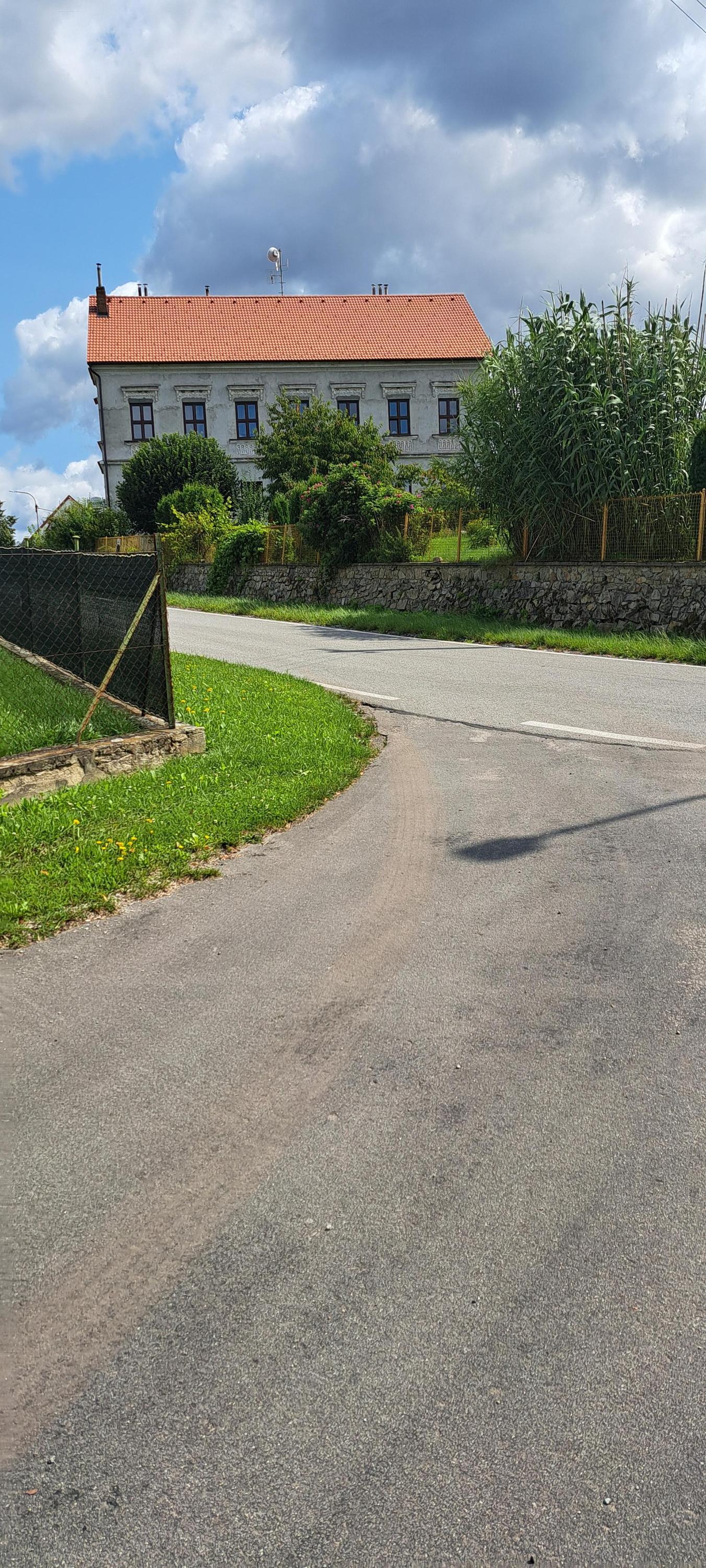 Hostinec Zvláštní škola foto 6