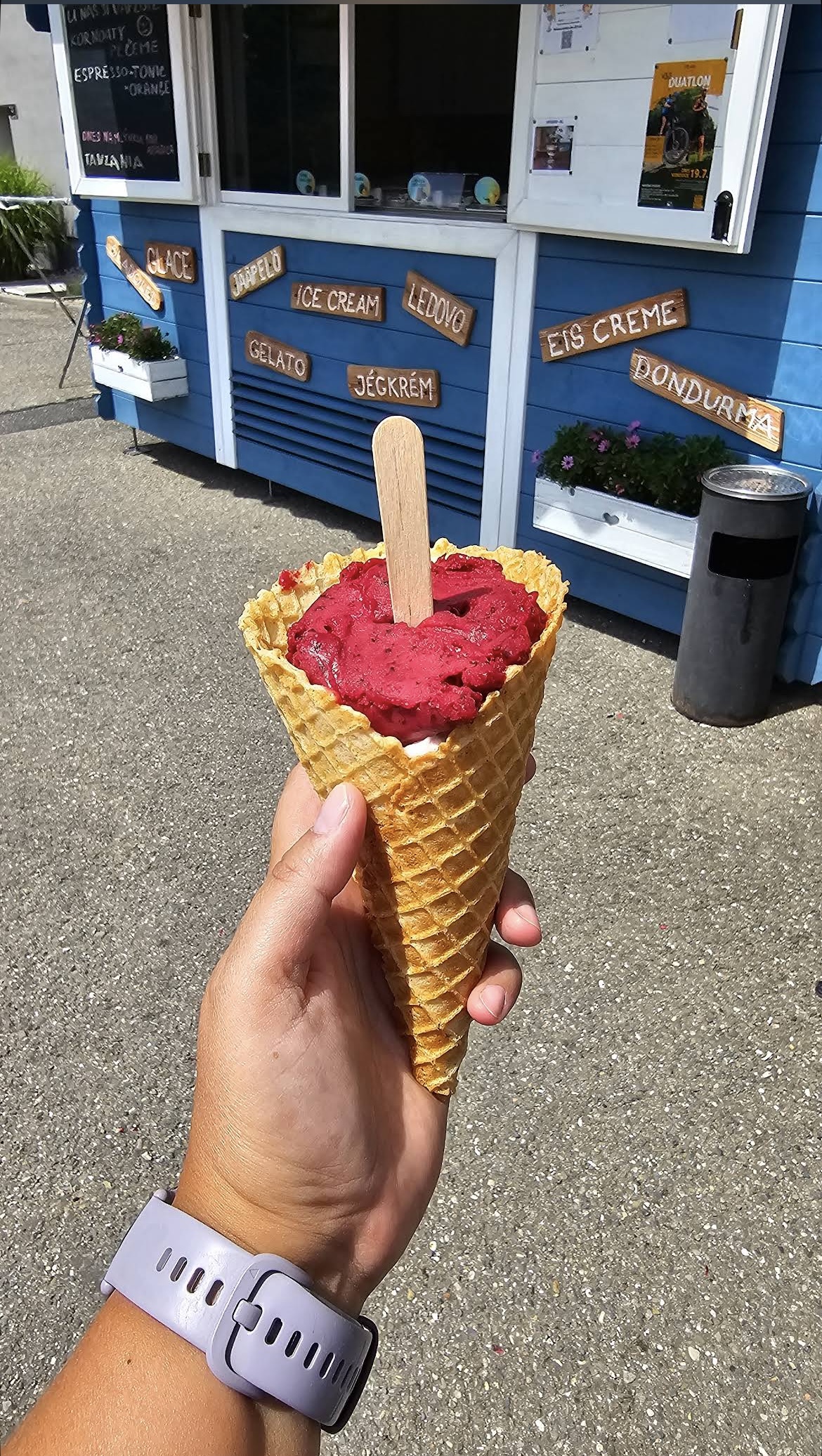 Zmrzlina na Návsi foto 2