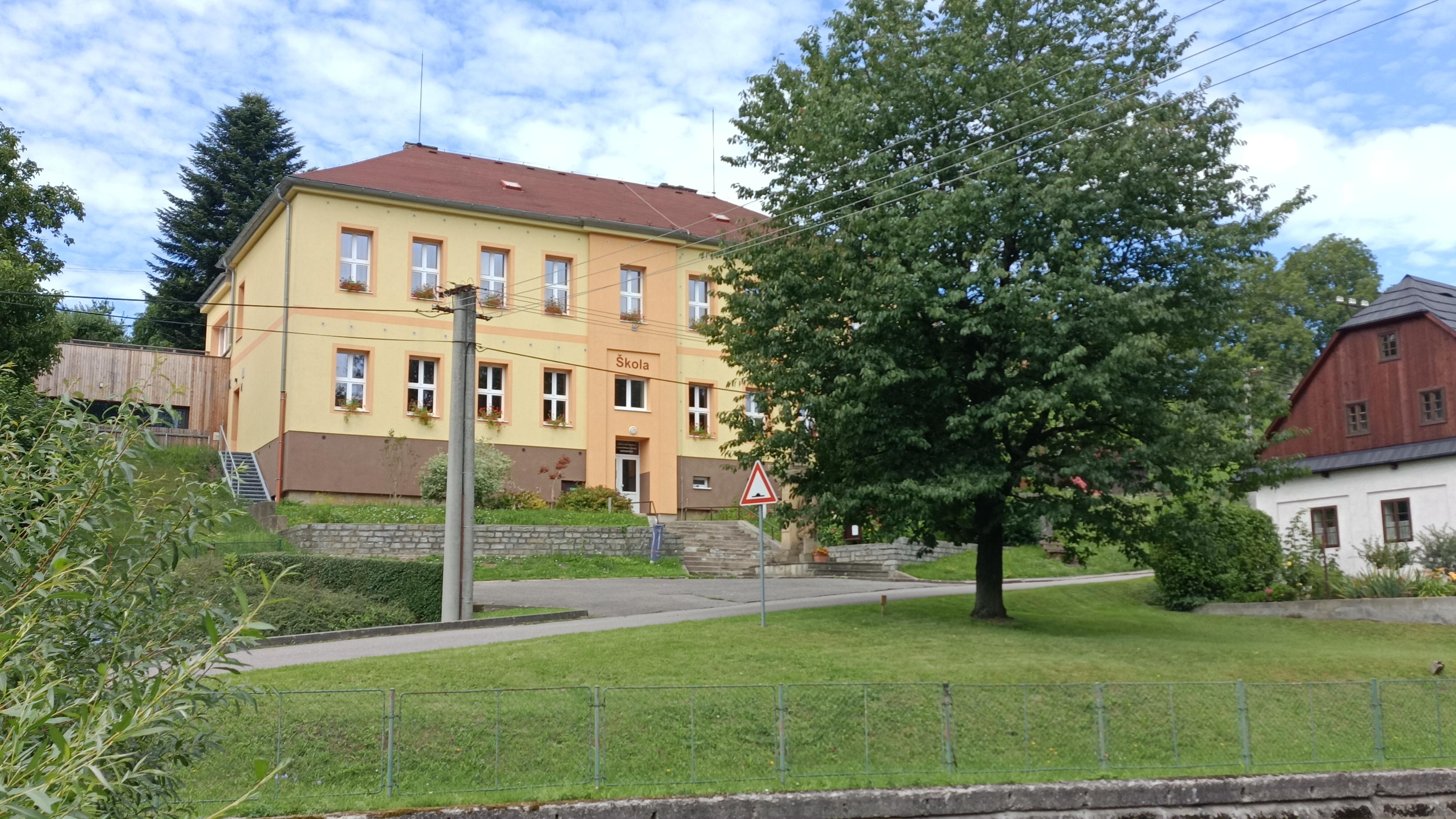 ZŠ a MŠ Mistrovice foto 2