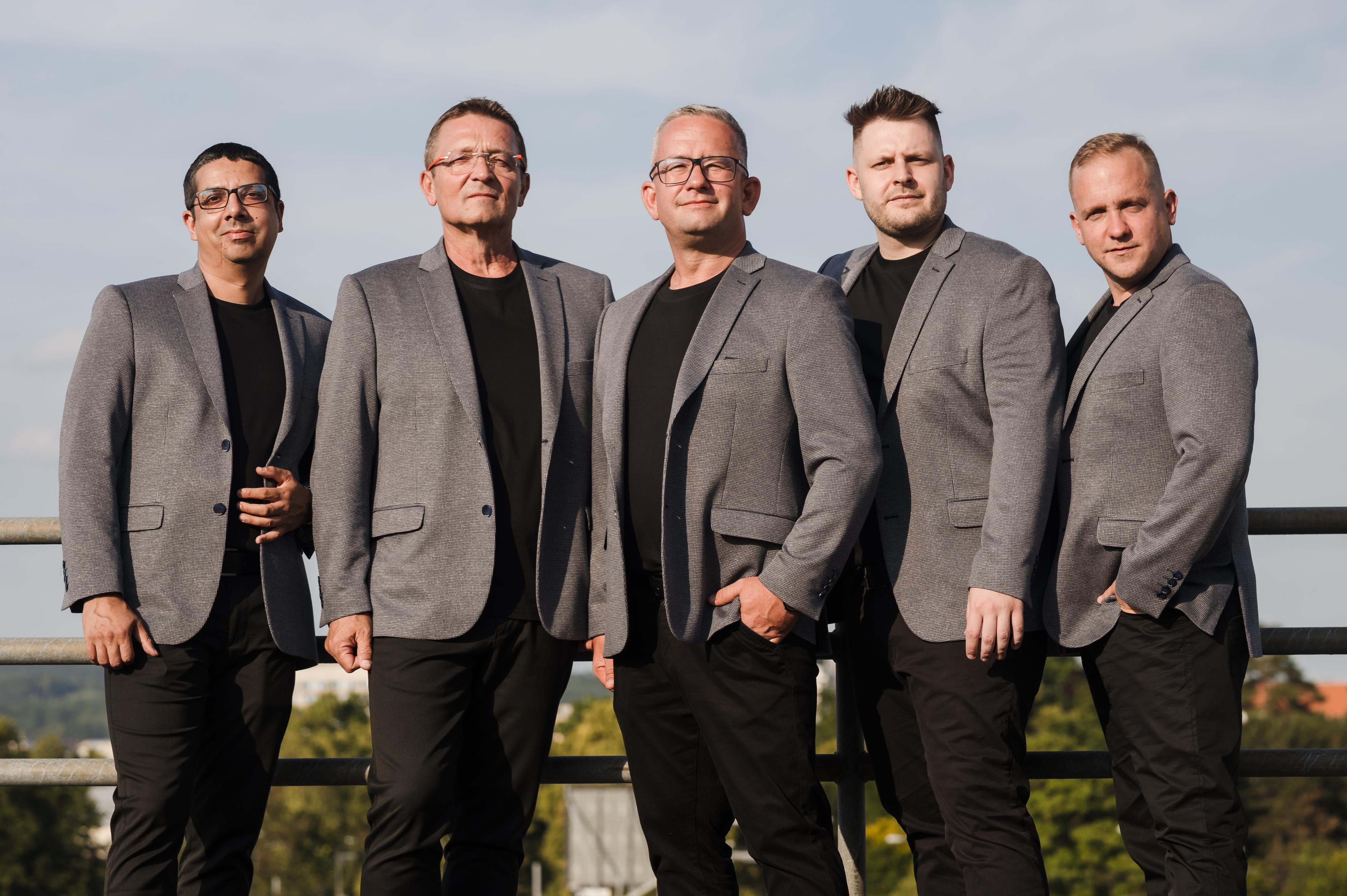 Dumrealit.cz/Development