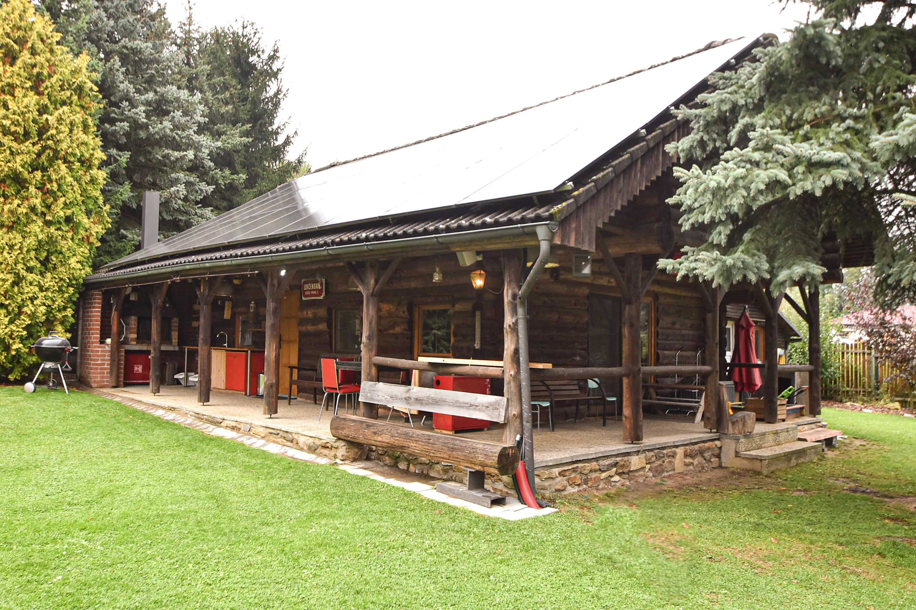 Wooden house in Vysočina Popice