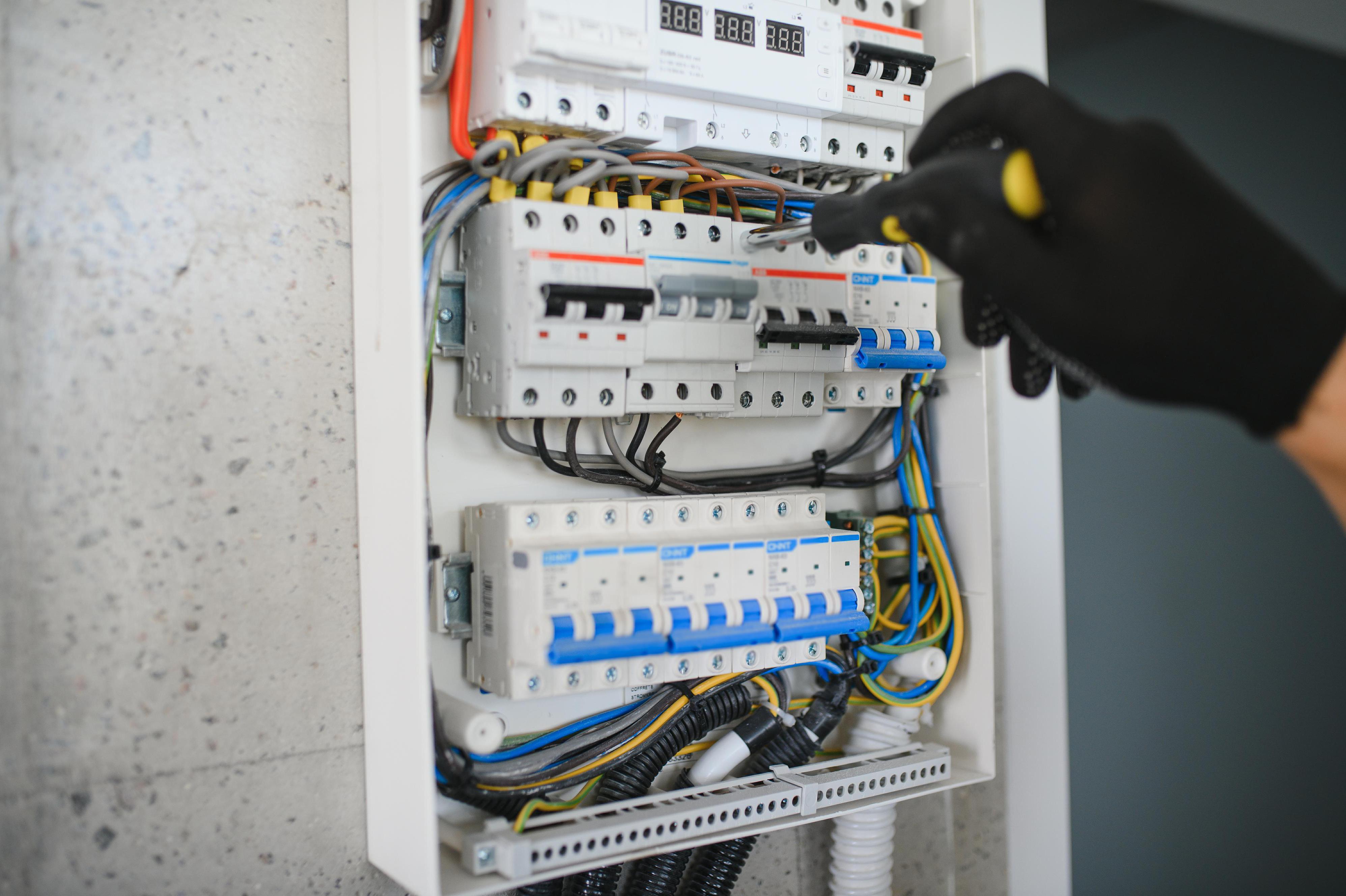 Elektrikář Žebrák