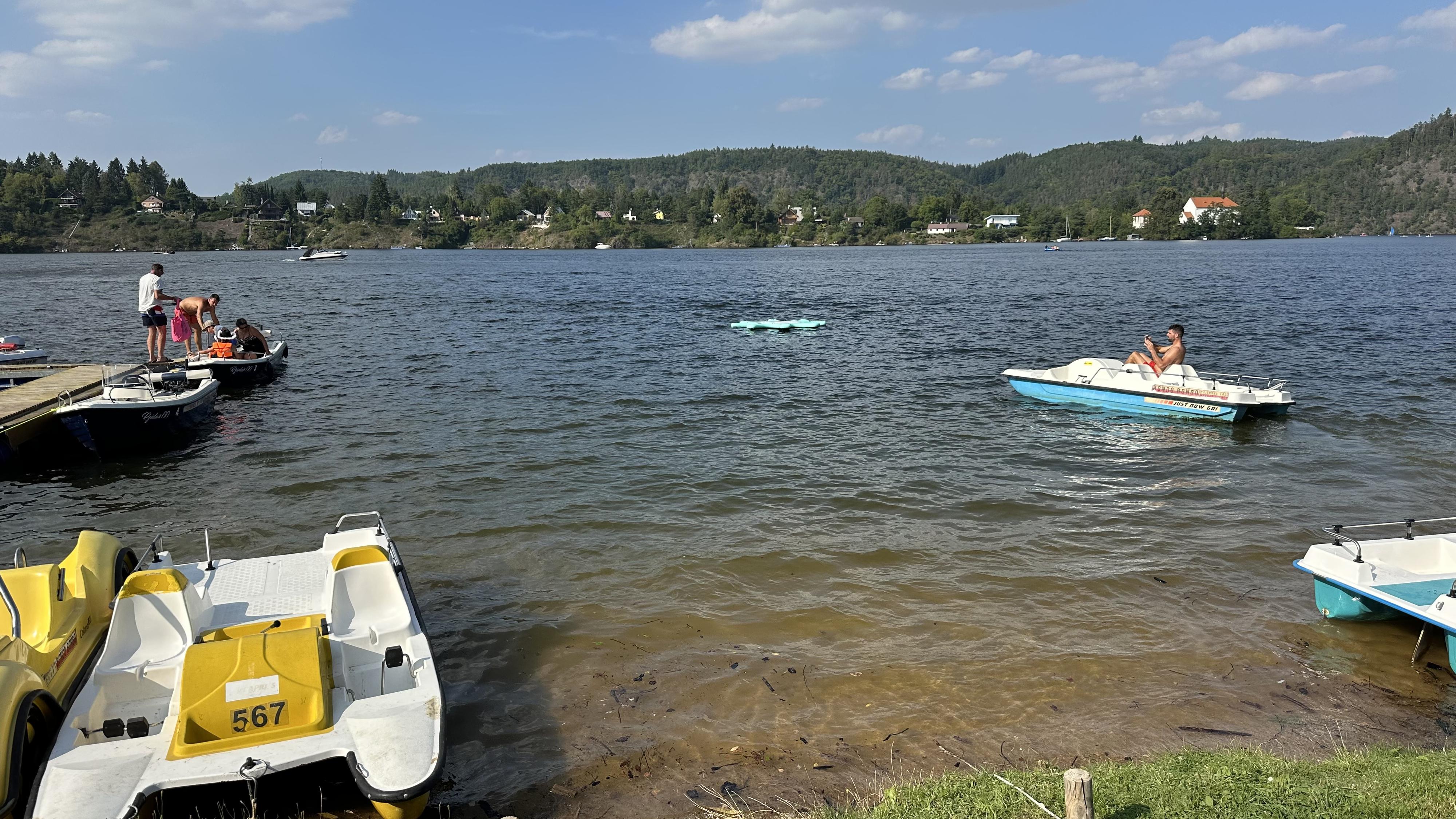 Bongo Bongo půjčovna lodí