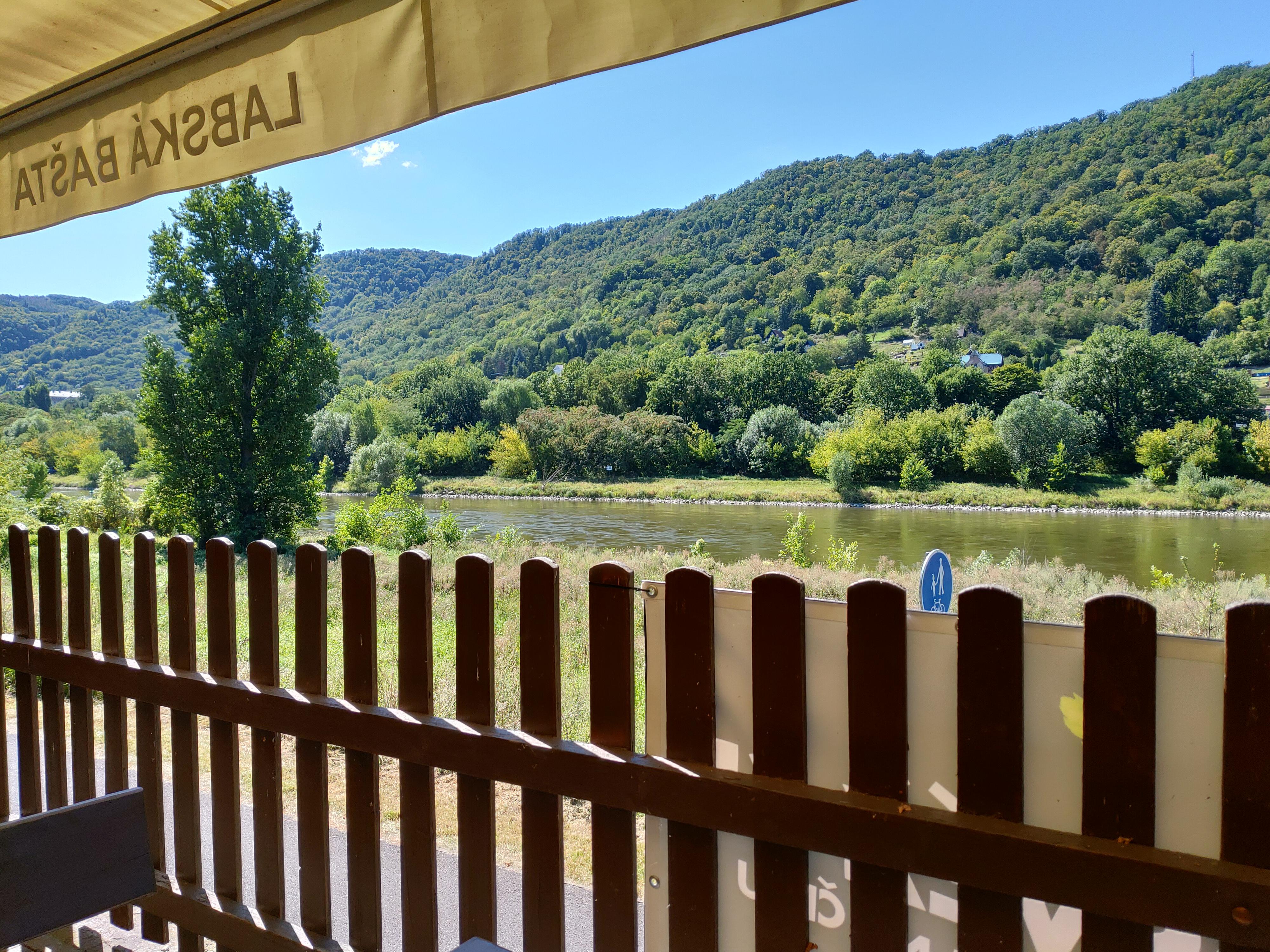 Restaurace Labská Bašta foto 4