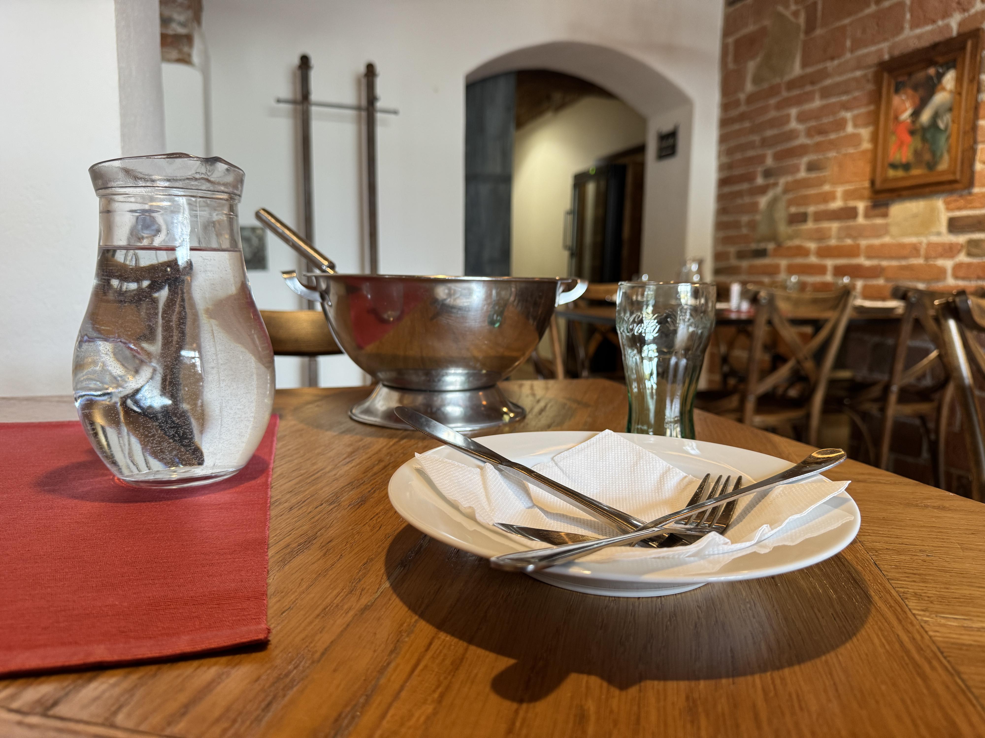 Restaurace U Bláznivé slepice foto 3