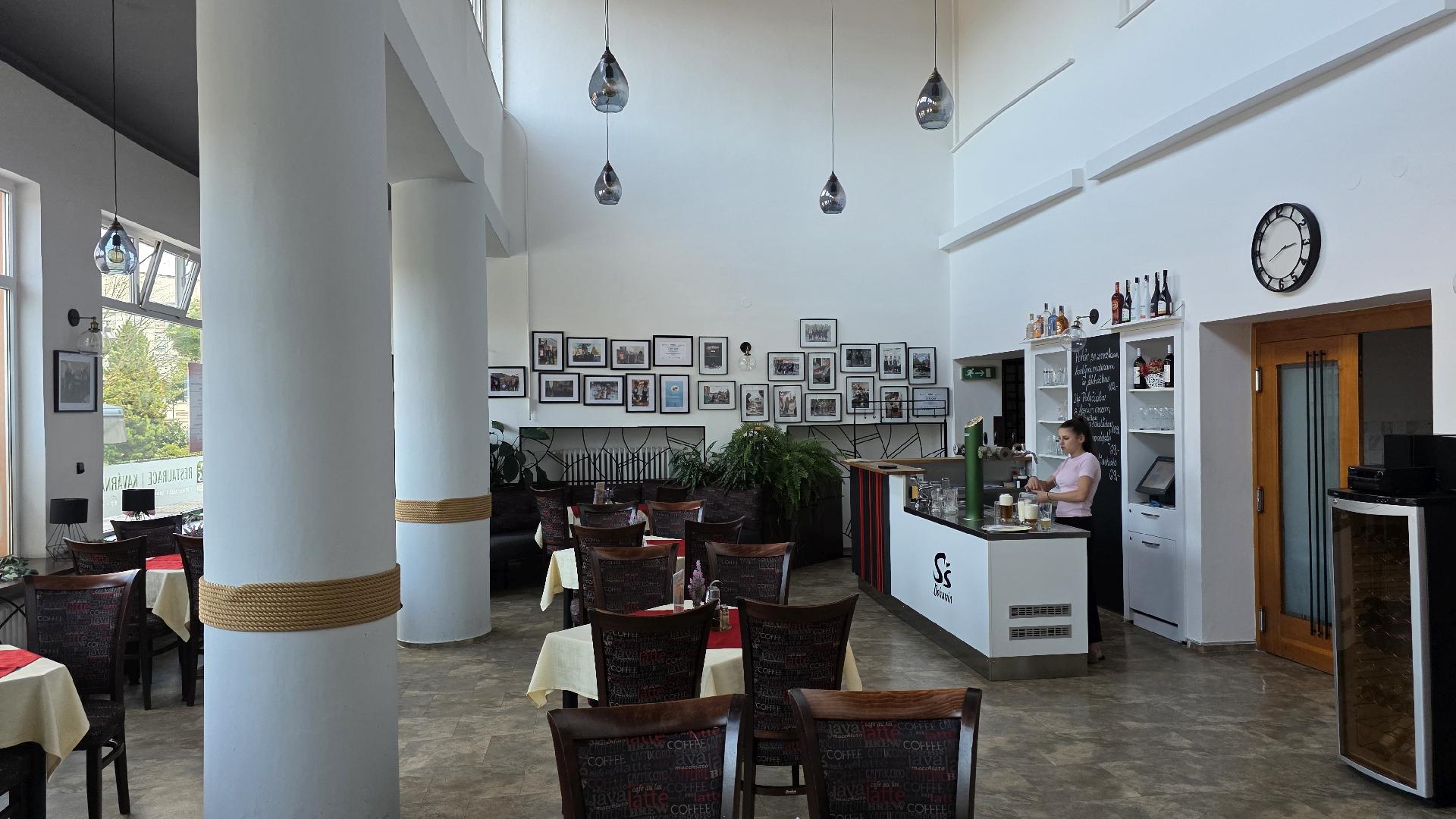 Kavárna a Restaurace Na náměstí foto 4