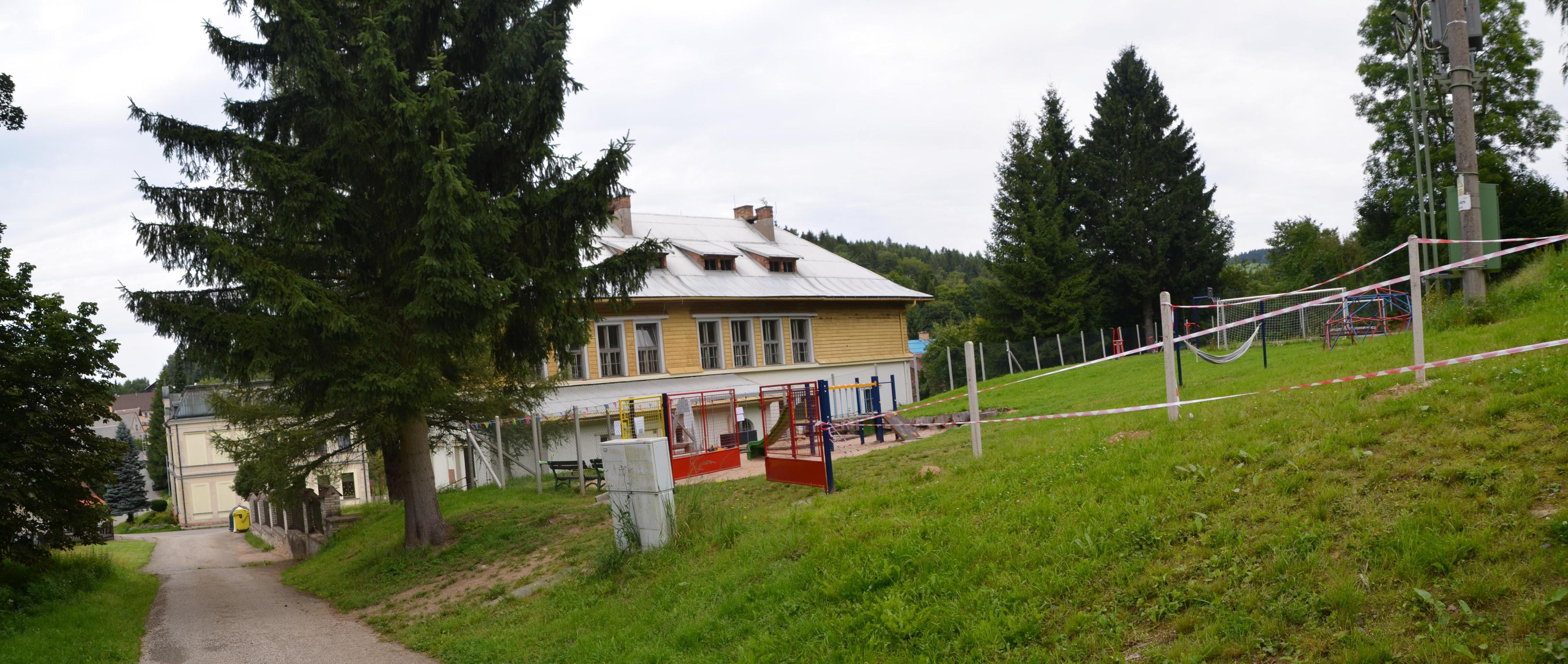 Mateřská škola v Olešnici v Orlických horách foto 2