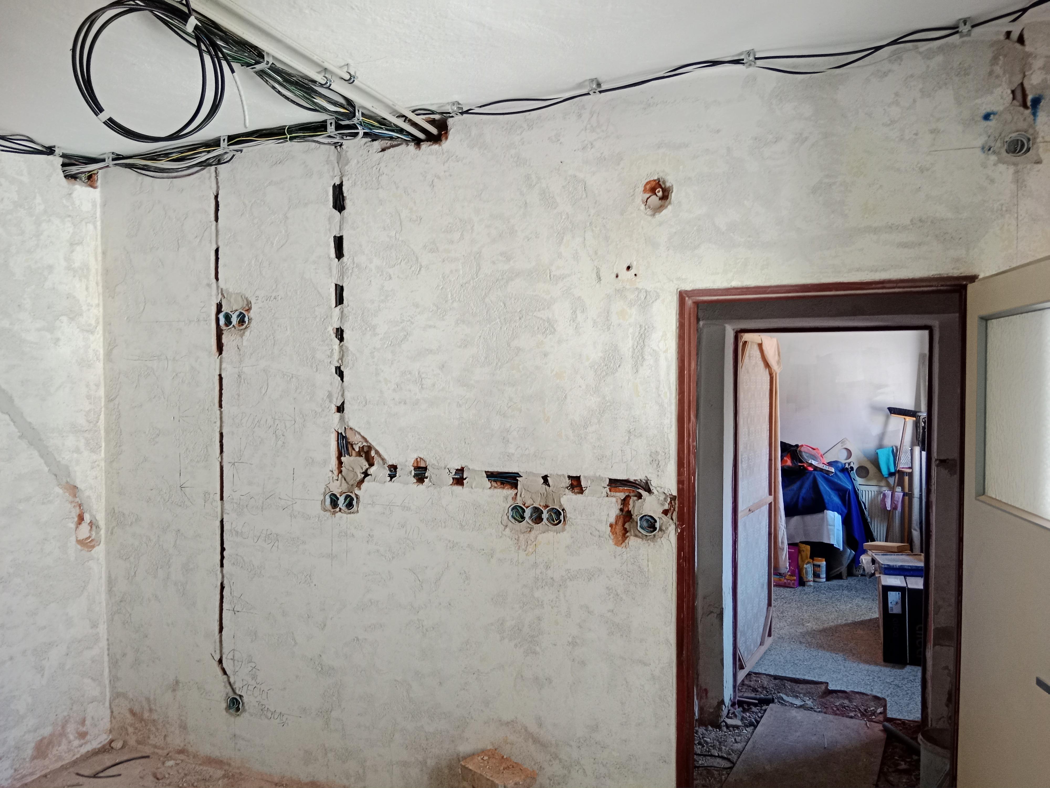 Elektroinstalace Juza foto 2