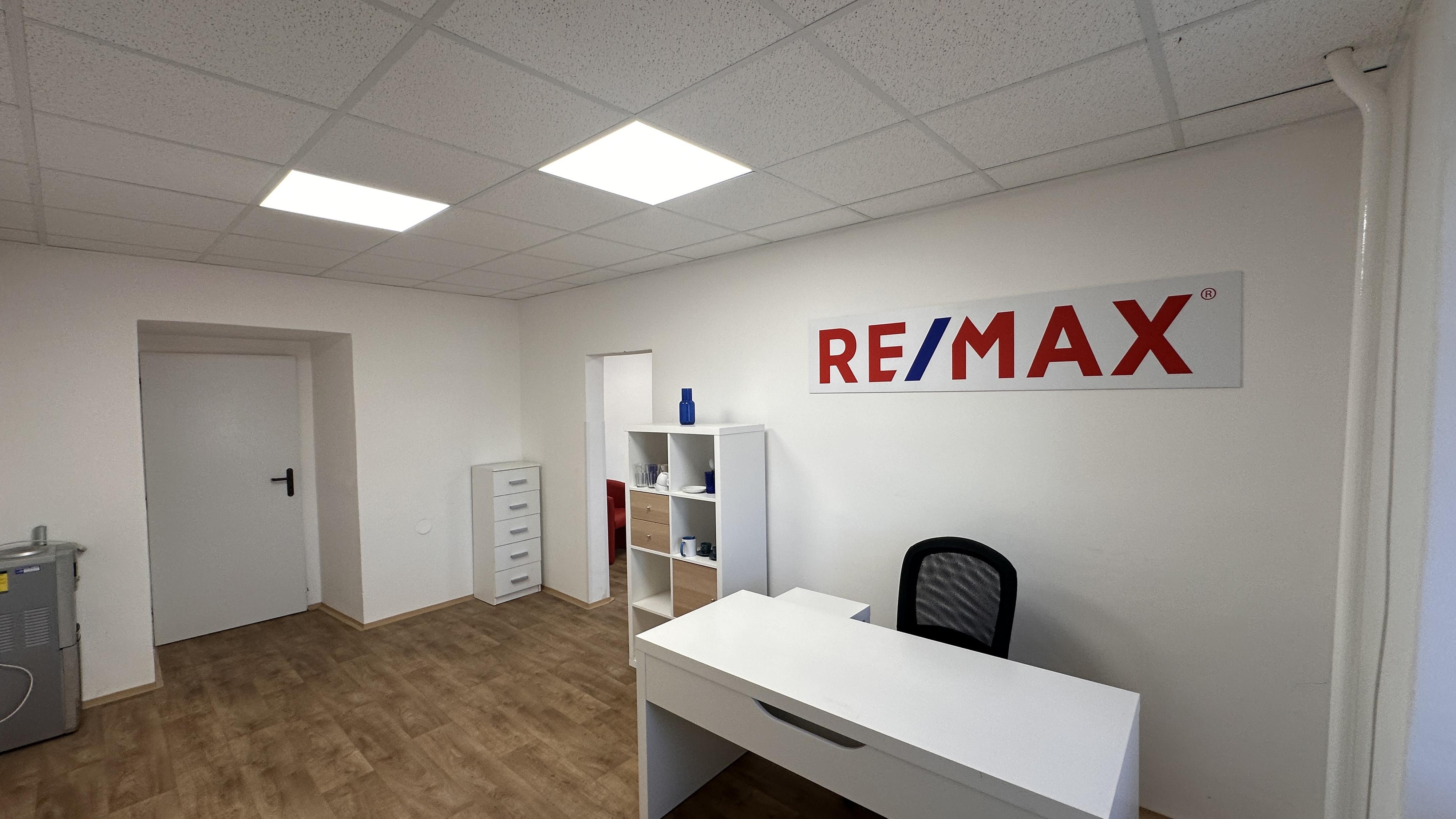 RE/MAX 4 You II foto 2