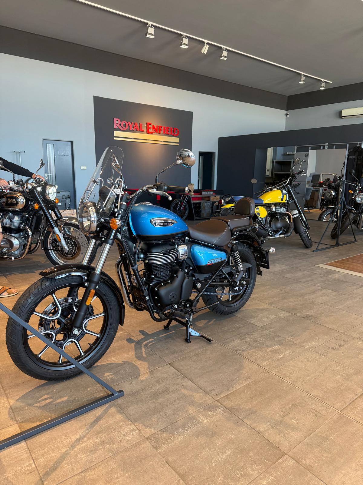 ROYAL ENFIELD Terezín foto 2