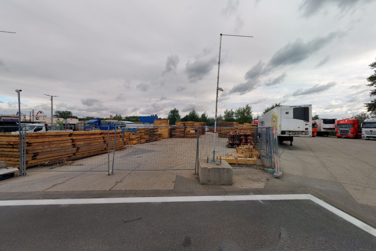 TWF Bauservice Pažící boxy