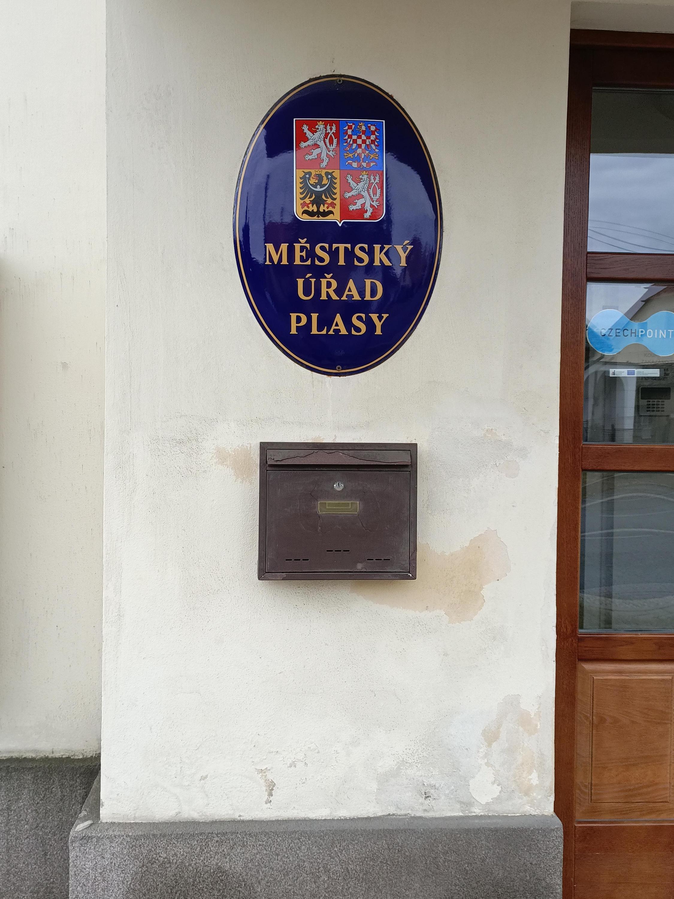 Plasy - městský úřad foto 6