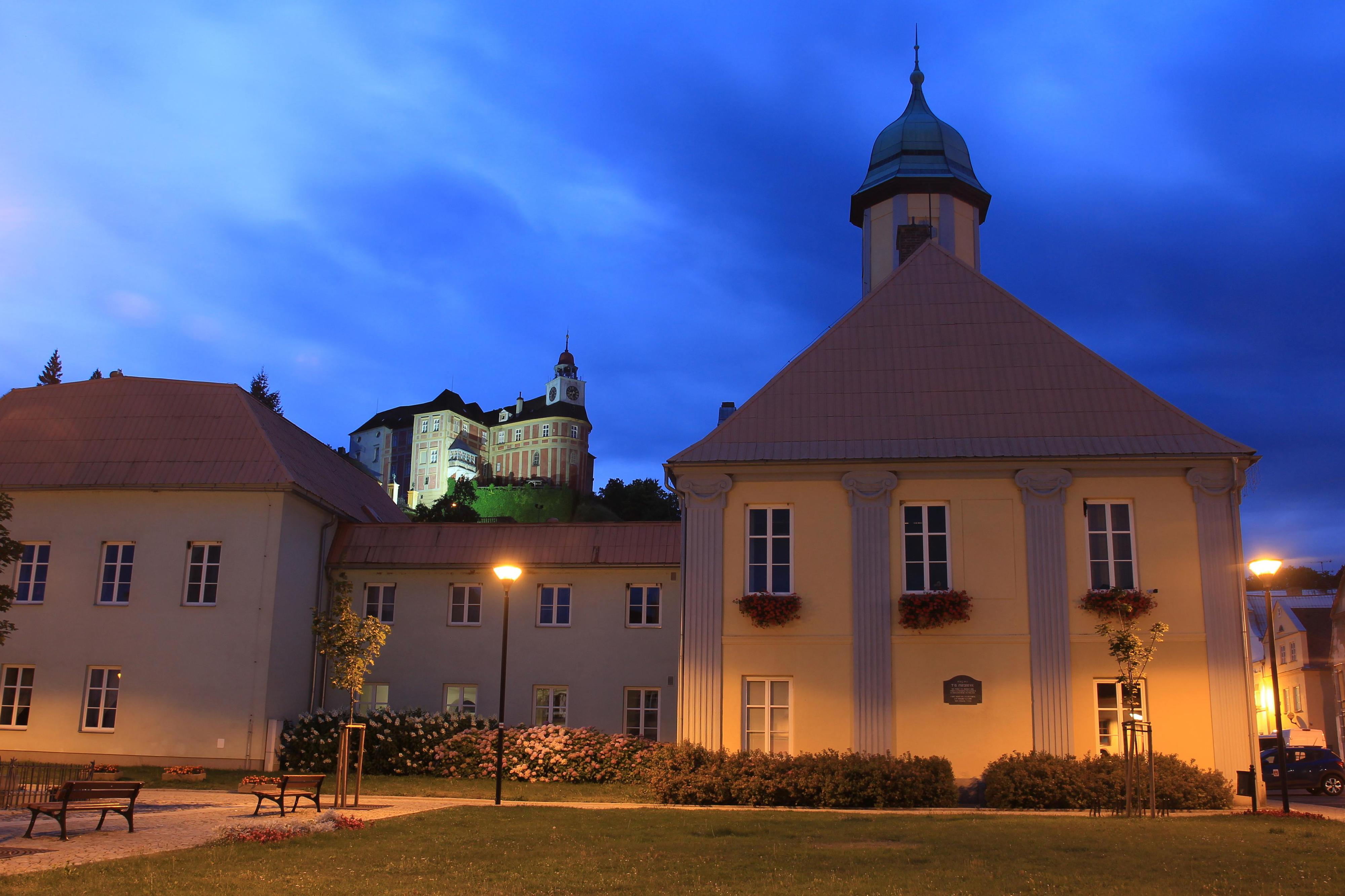 Javorník - městský úřad foto 2